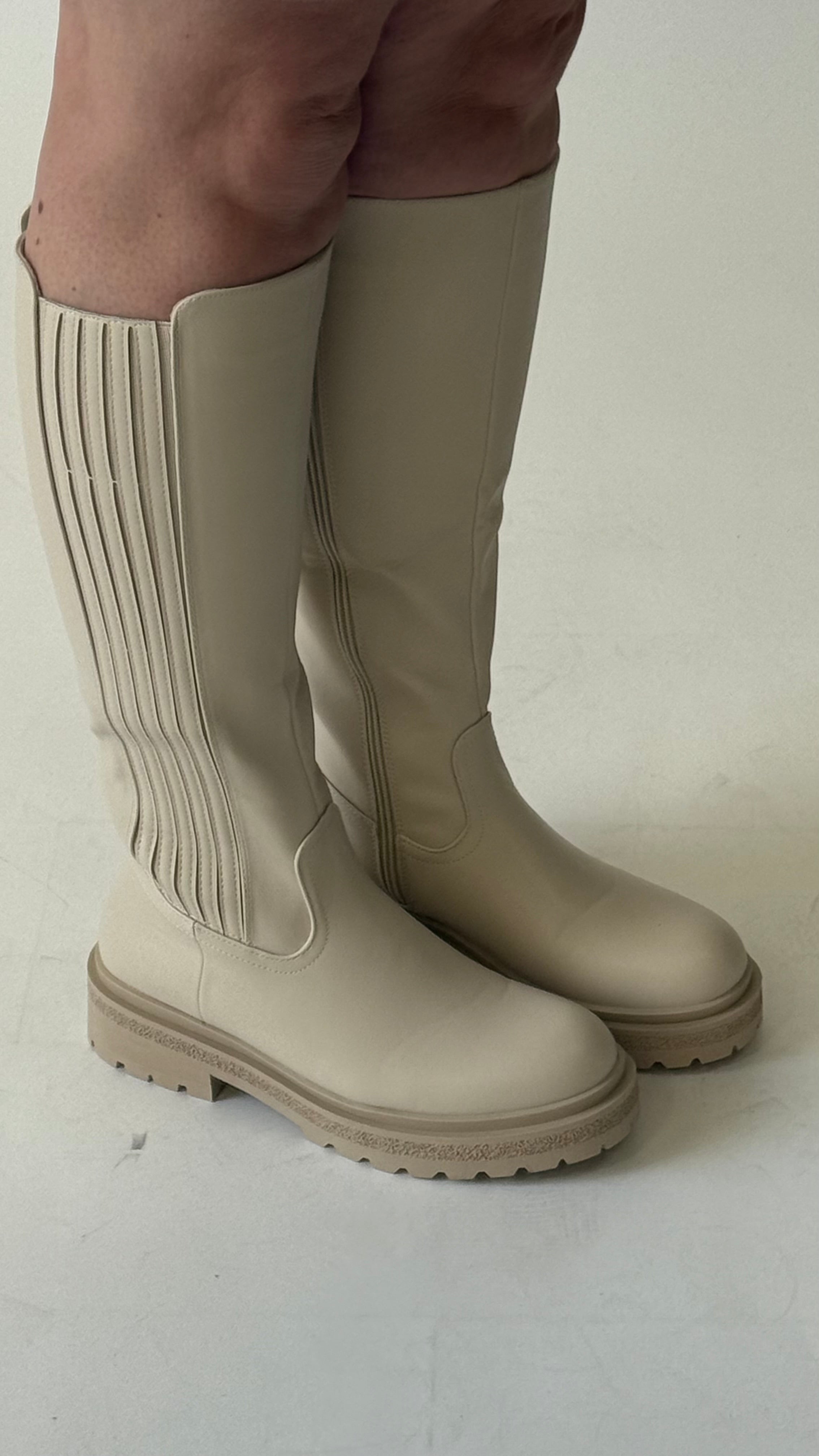 LANGE LENA LAARZEN - BEIGE