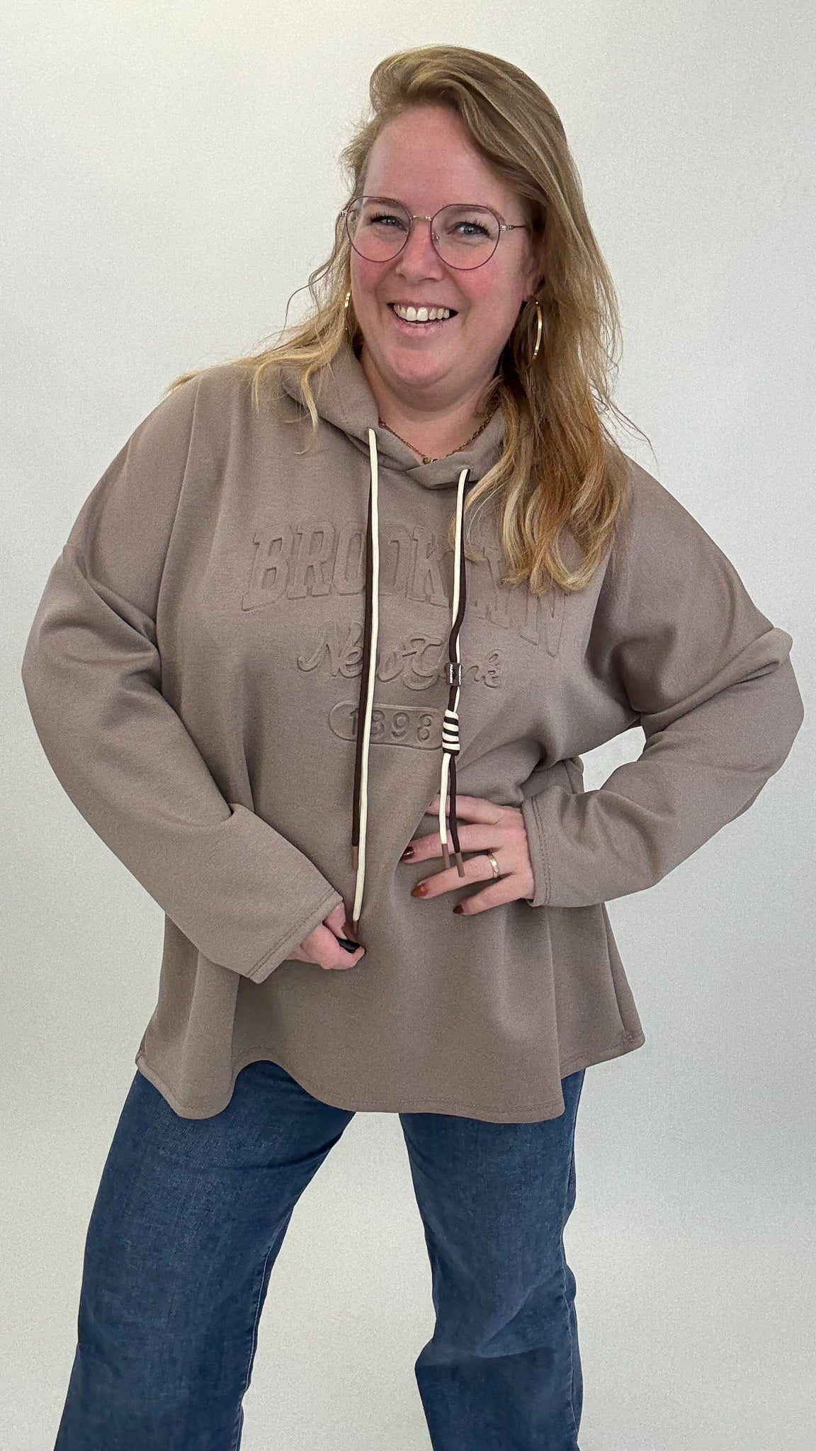 BROOKLYN HOODIE - 1800