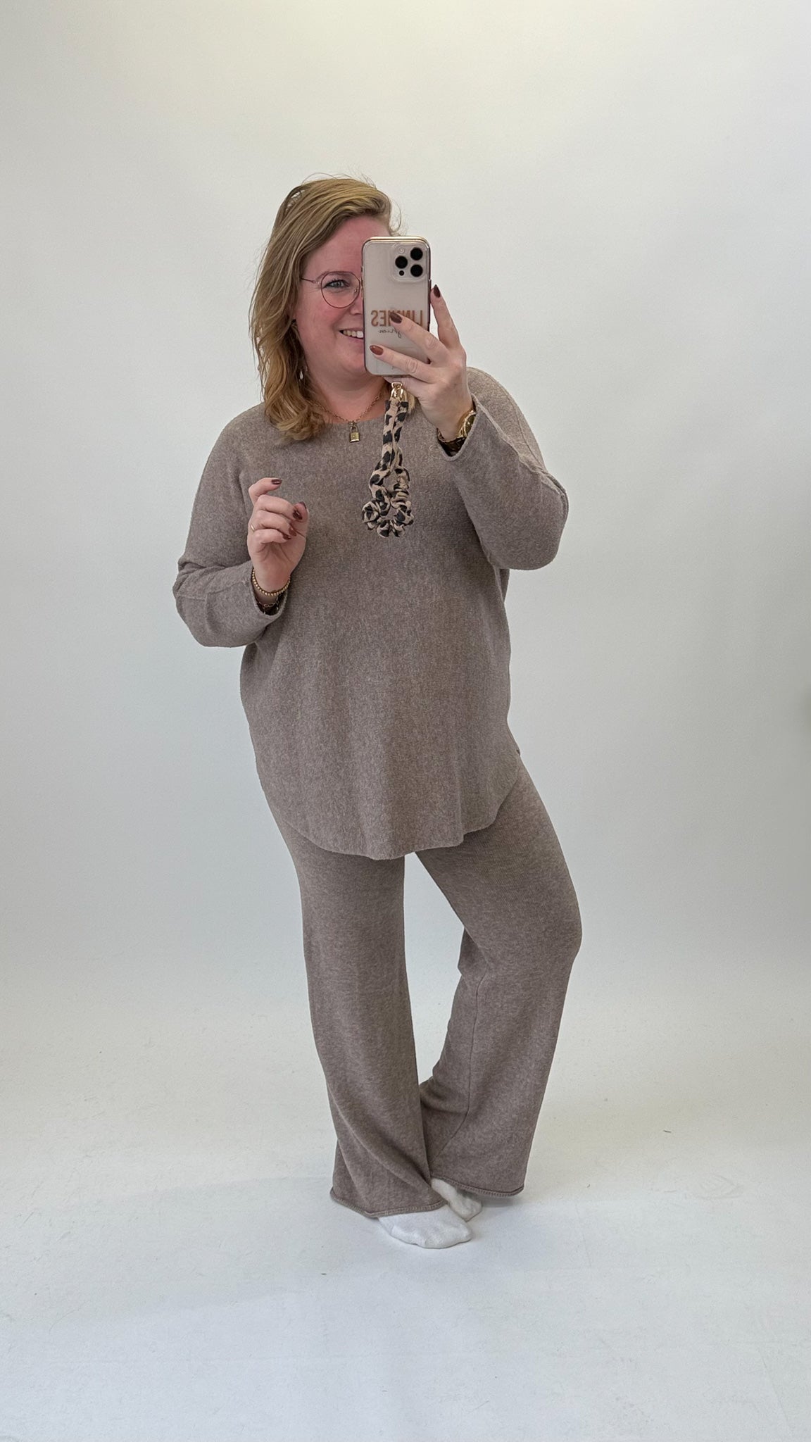 AVY 2-TEILIGES SET - 8 KLEINE