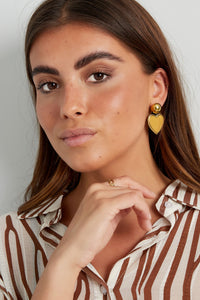 CLASSIC HEART EARRINGS - 4 COLORS