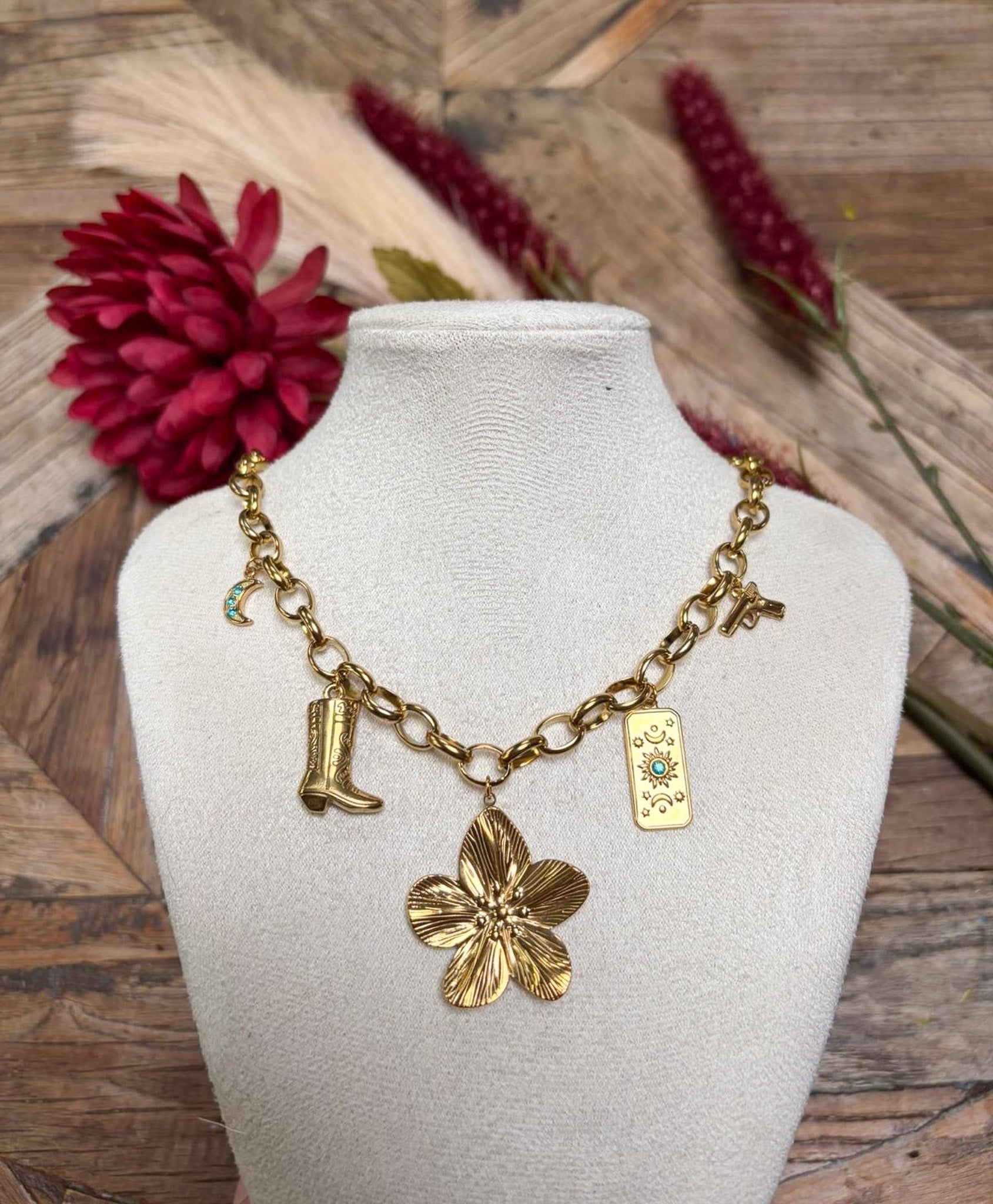 BEDEL FLOWER KETTING - 108 MBB