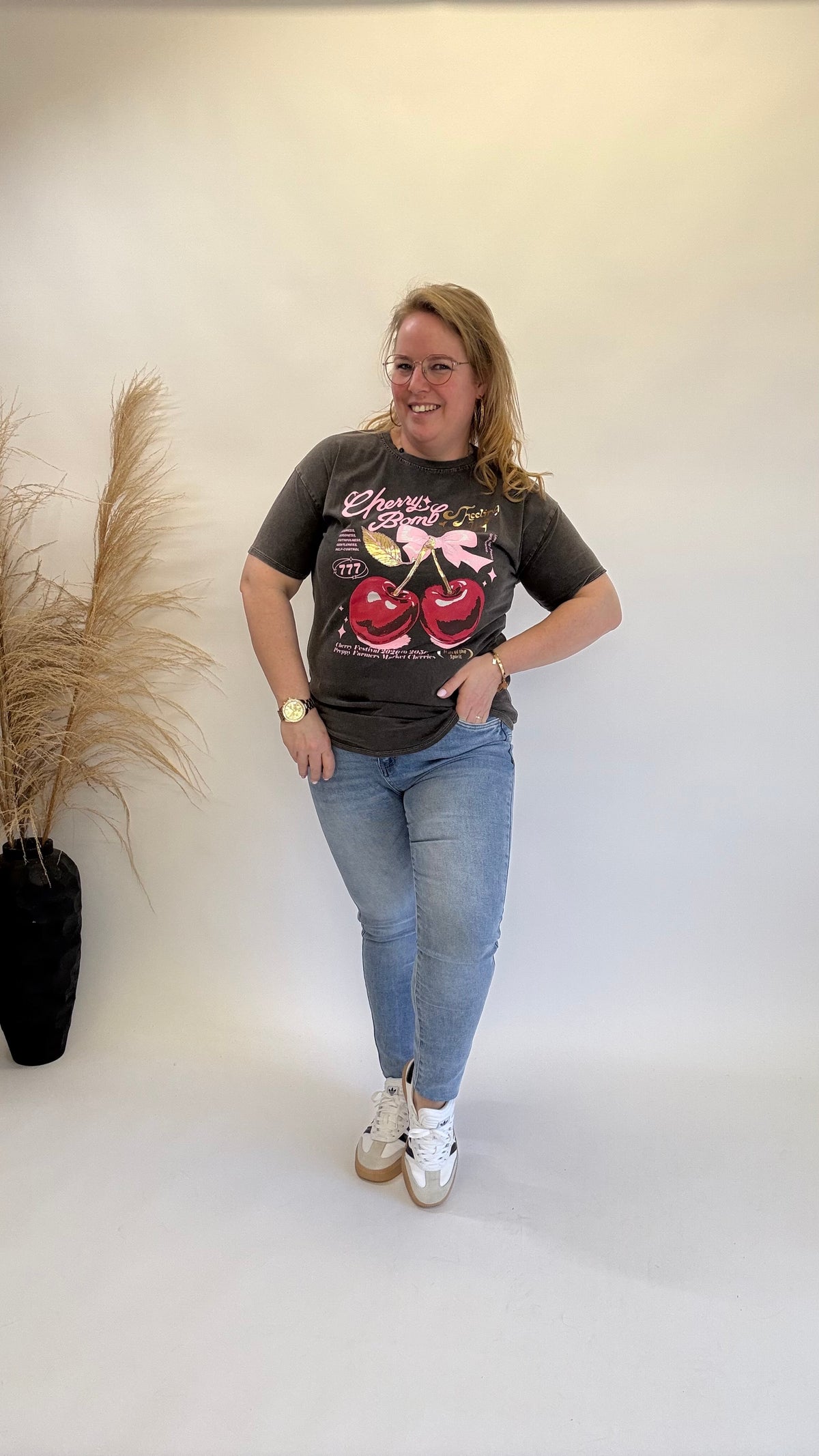 CHERRY BOMB T-SHIRT - 1368
