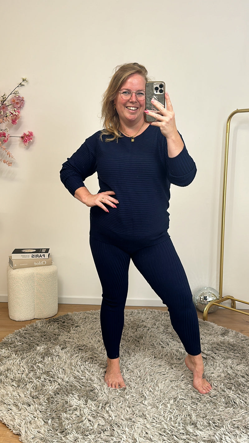 BLAIR COMFY SET 2-TEILIG ( bis 48) - 5 KLEIDUNGEN