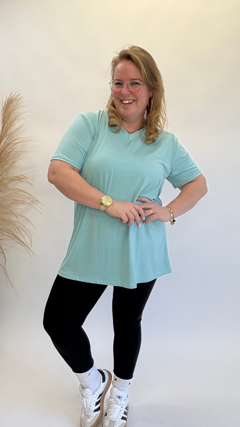 BASIC T-SHIRT V HALS - 1366