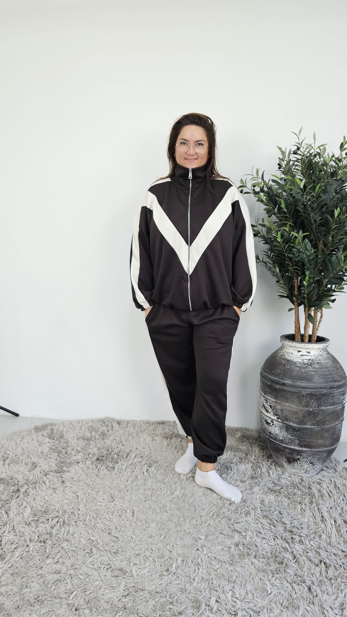 BREDE STREEP JOGGER SET ESPRESSO