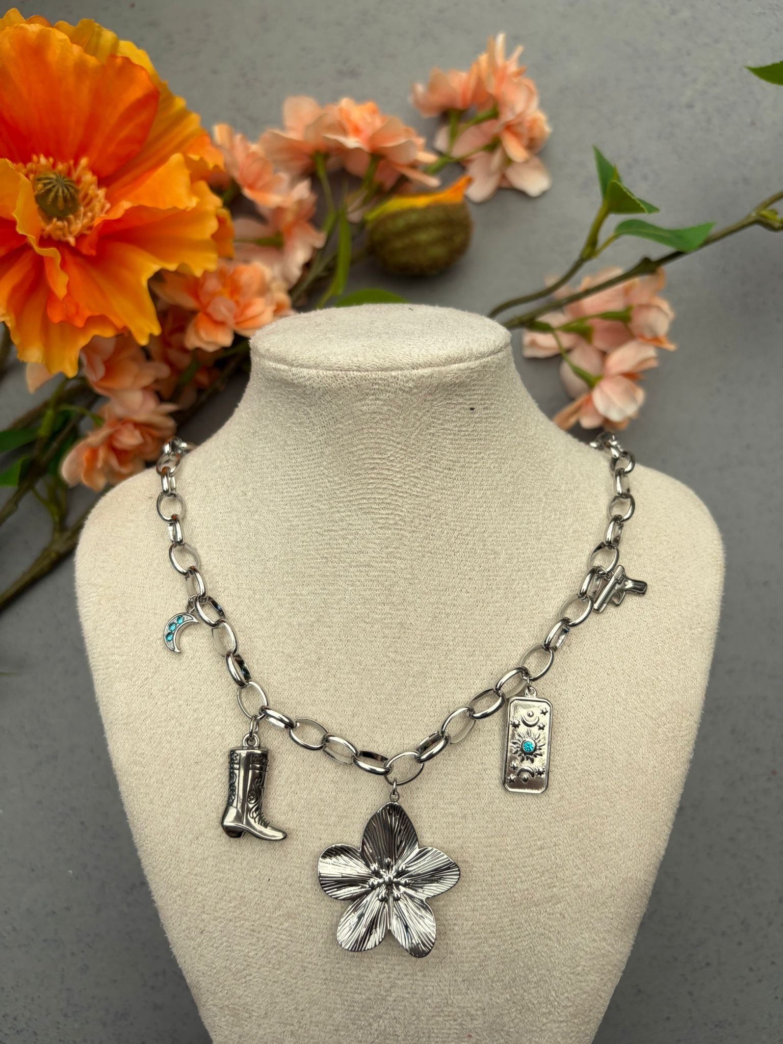BEDEL FLOWER KETTING - 108 MBB
