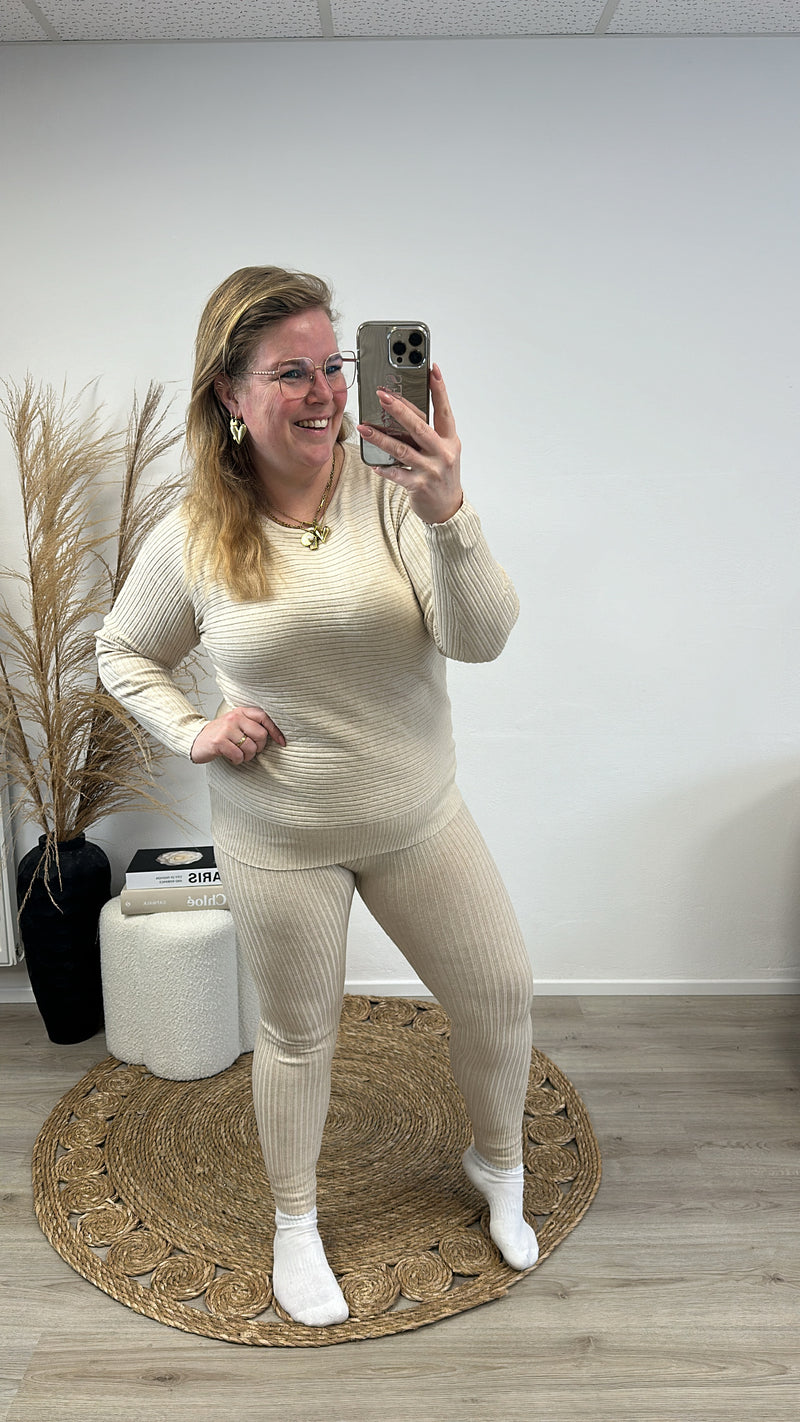 BLAIR COMFY SET 2-TEILIG ( bis 48) - 5 KLEIDUNGEN