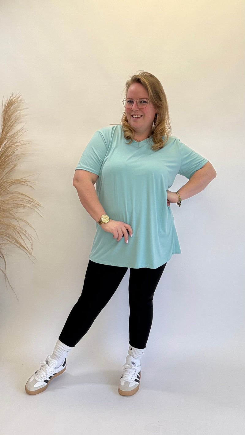BASIC T-SHIRT V HALS - 1366