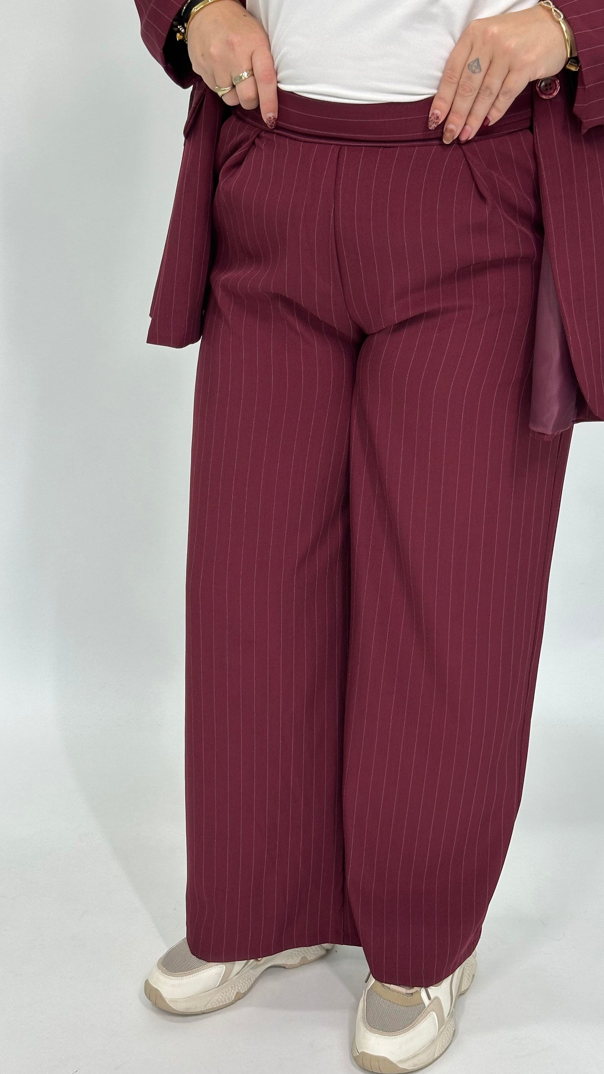 KRIJTSTREEP PANTALON BURGUNDY