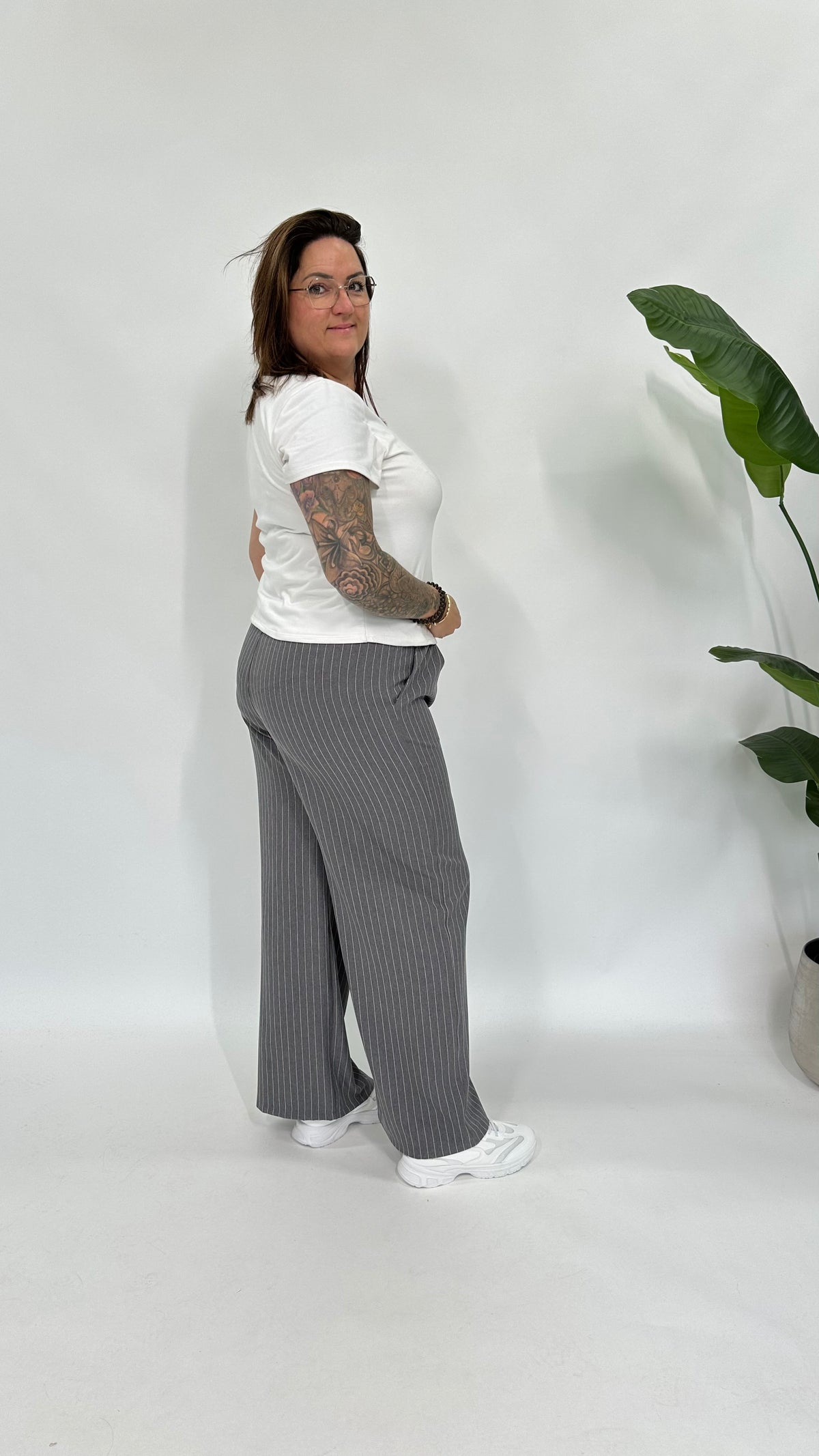 KRIJTSTREEP PANTALON GRIJS