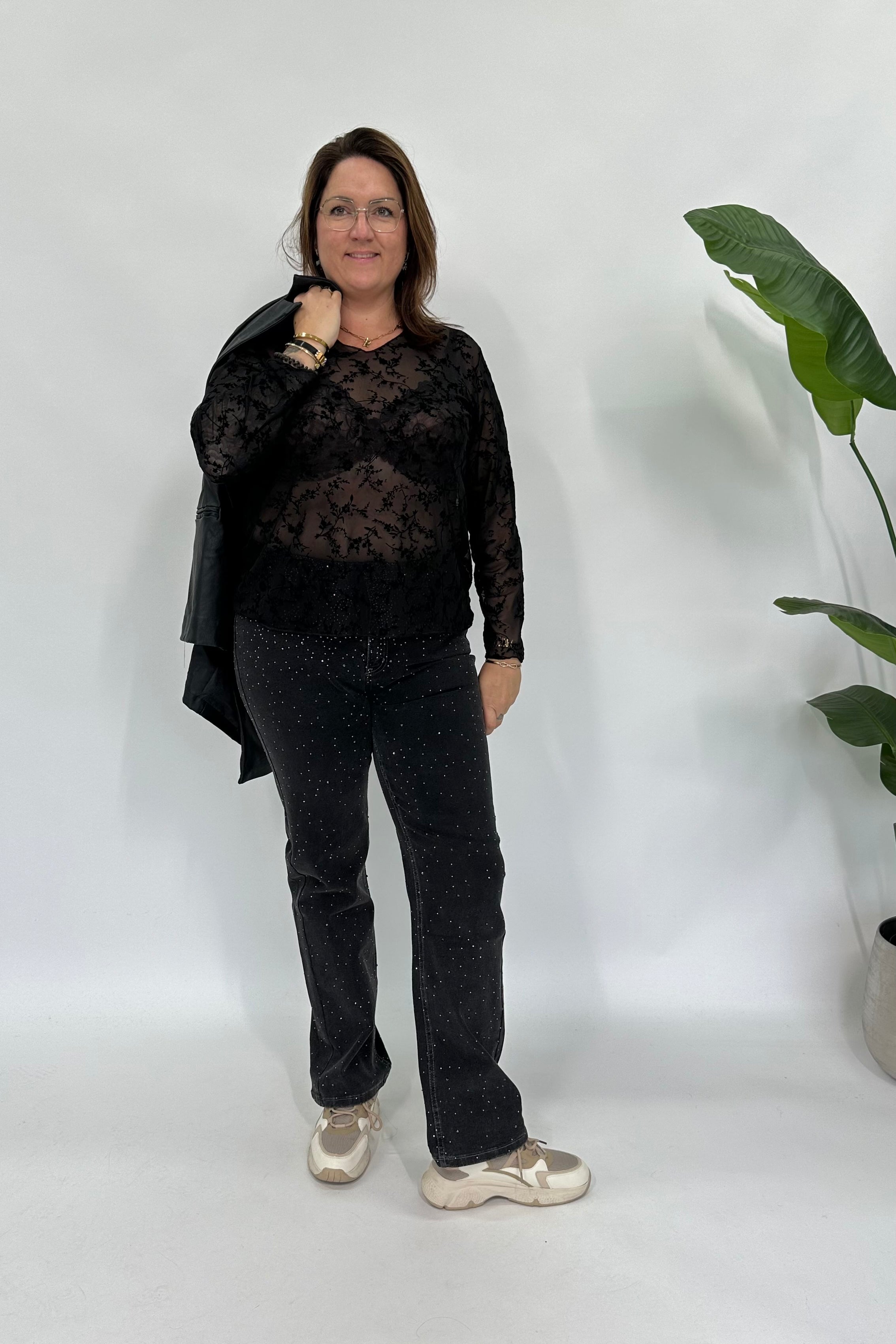 MESH TOP FLOWERS V-HALS ZWART