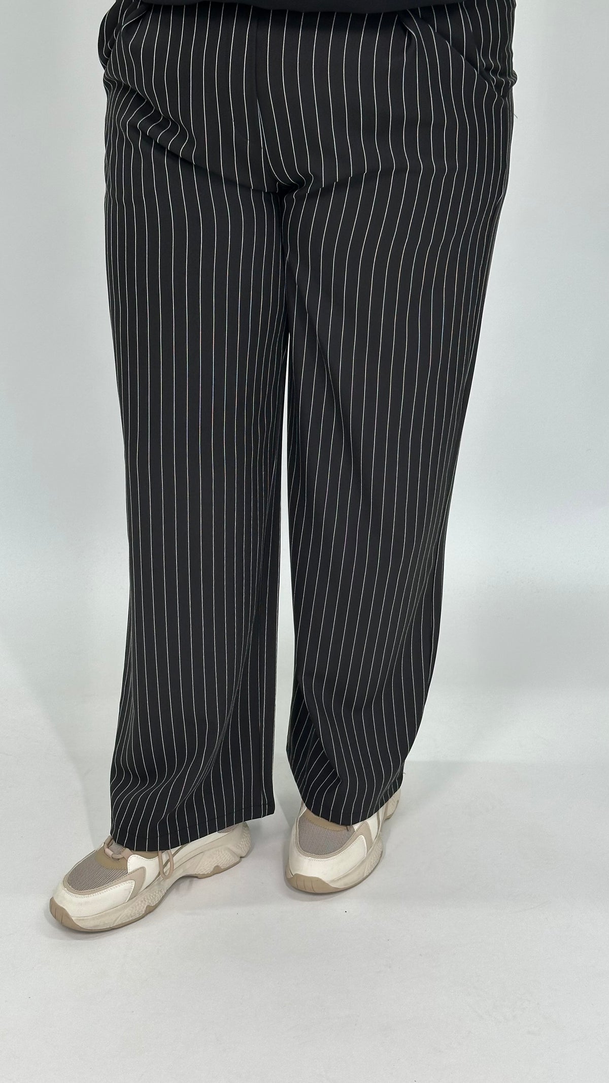 KRIJTSTREEP PANTALON ZWART