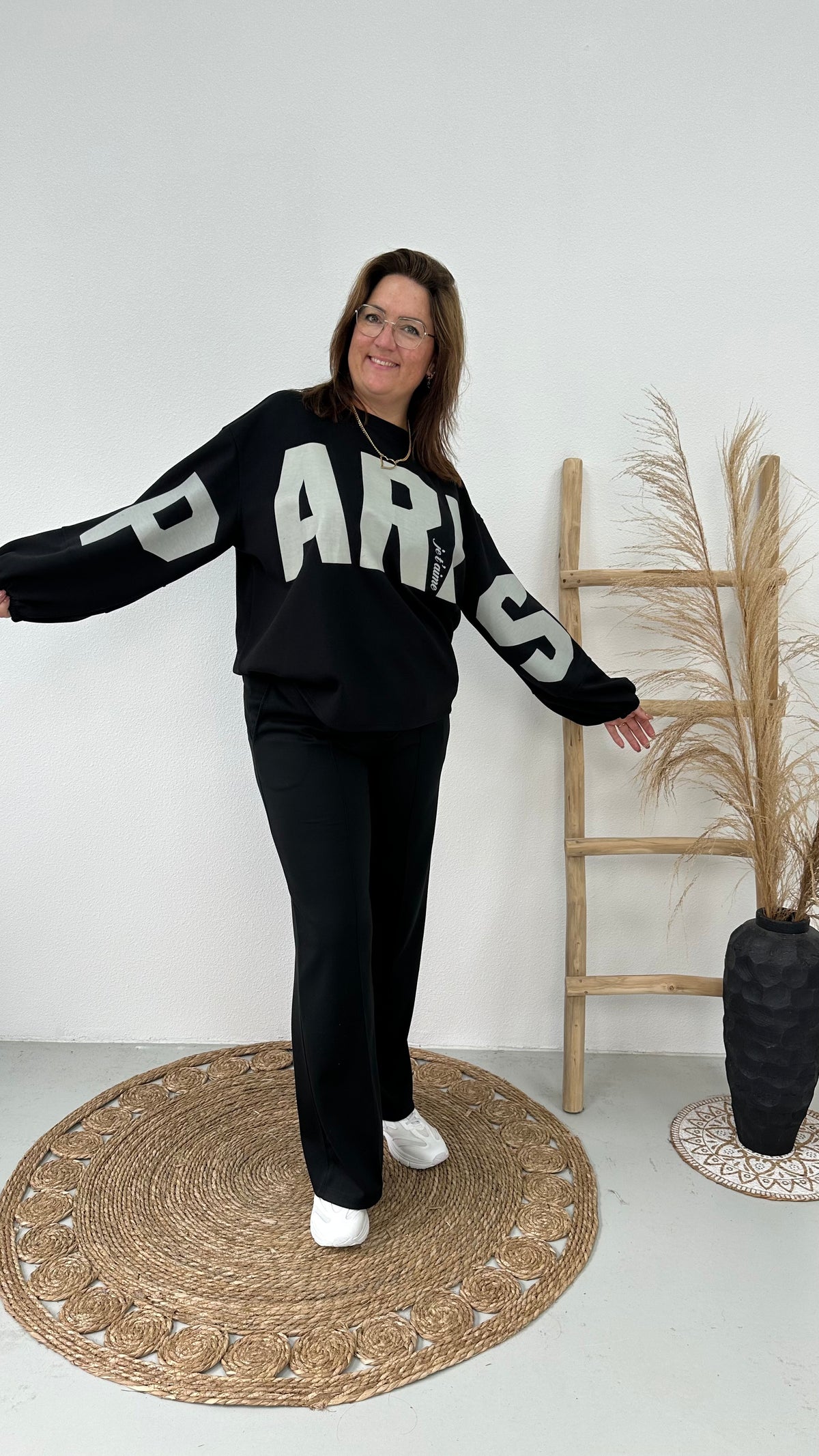 PARIS SWEATER ZWART
