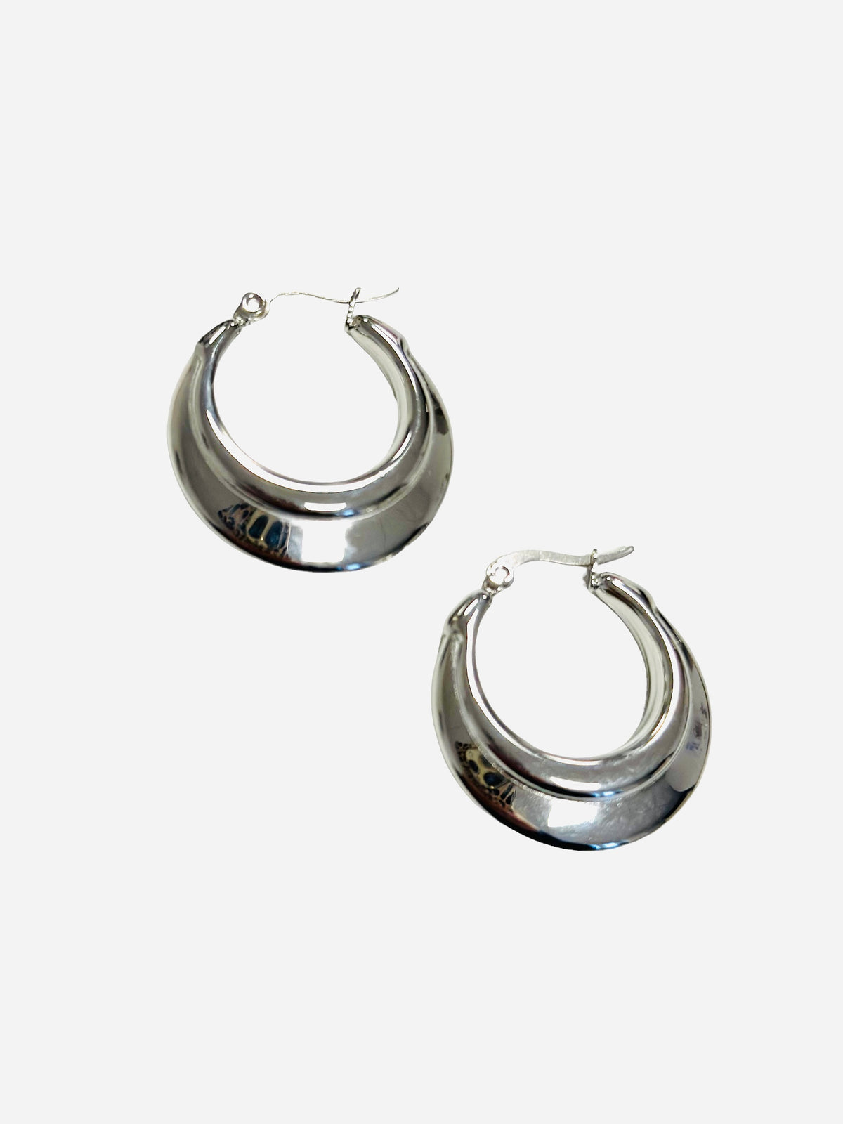 STATEMENT ROUND HOOPS OORBELLEN - 2 KLEUREN