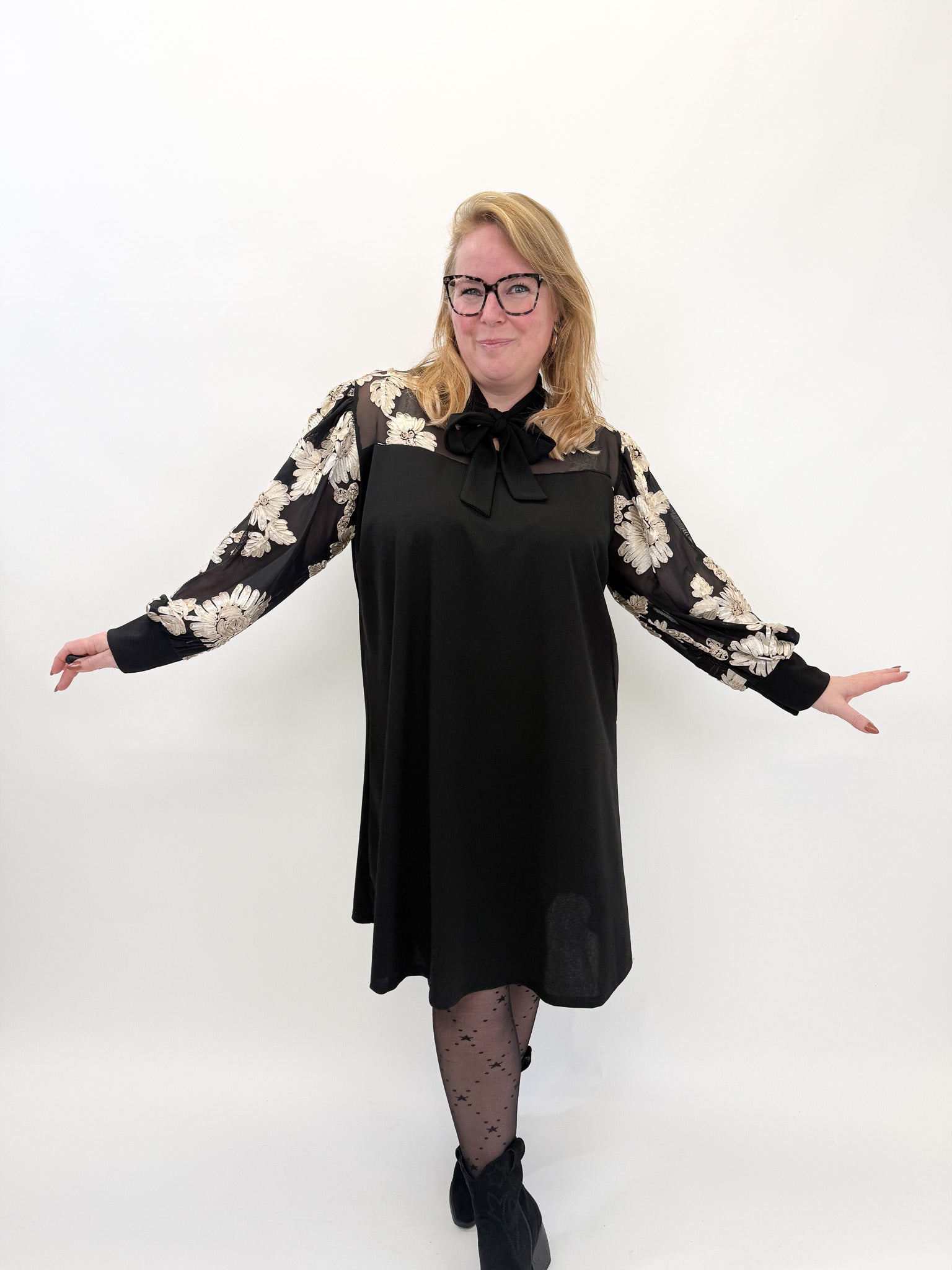 CLASSY BLOEM JURK - 1875