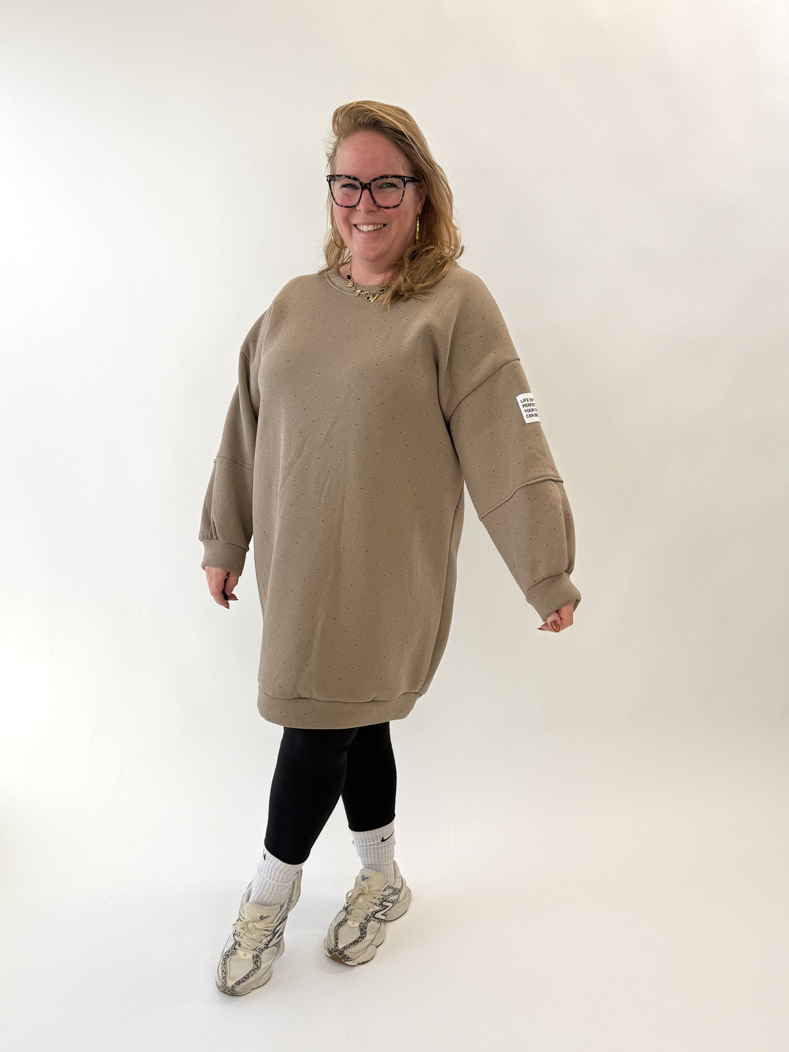 LIFE ISN'T PERFECT SWEATER JURK - 1884