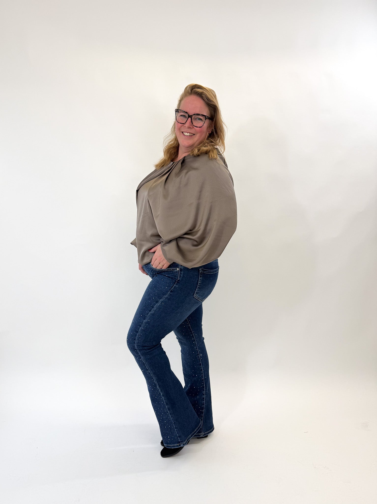 SATIN HOGE HALS TOP - 1817