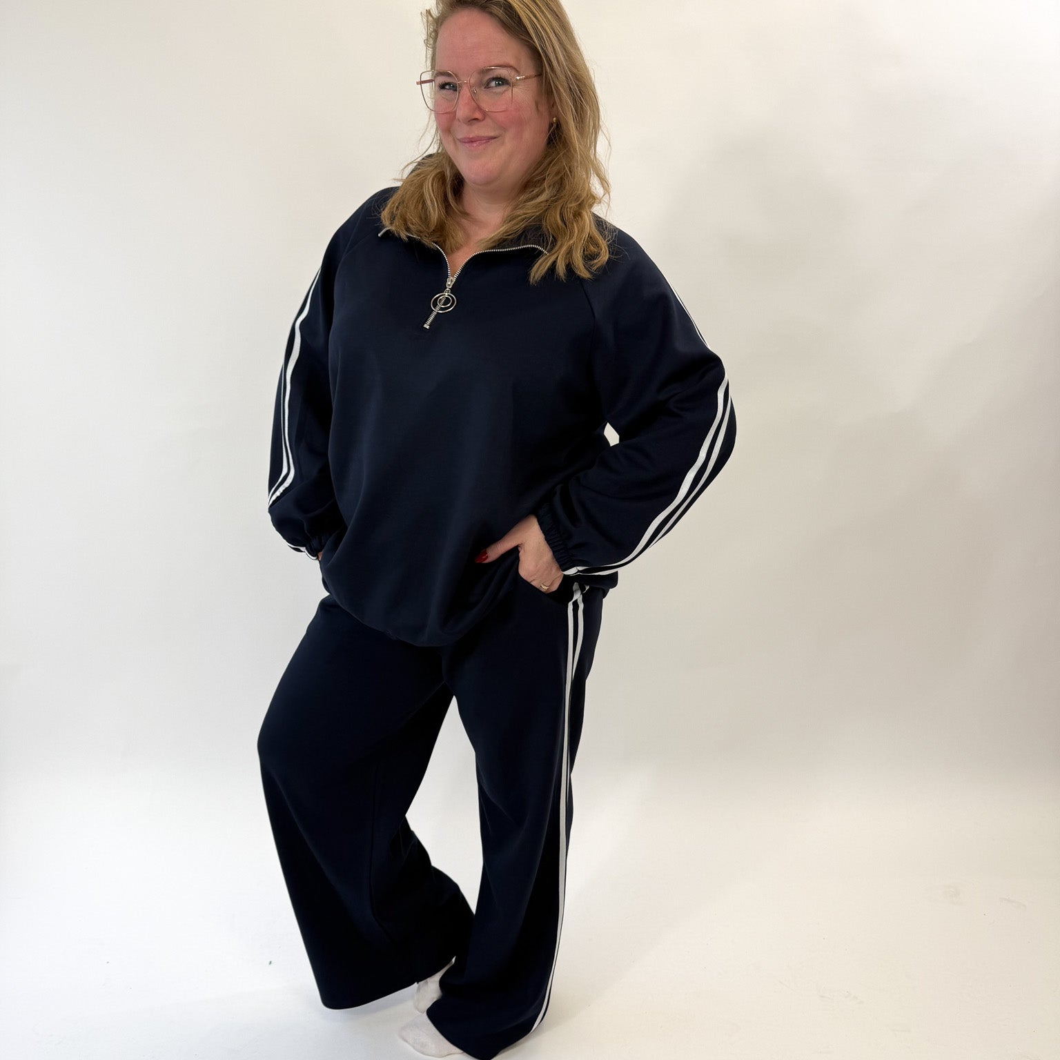 AVY 2-TEILIGES SET - 8 KLEINE