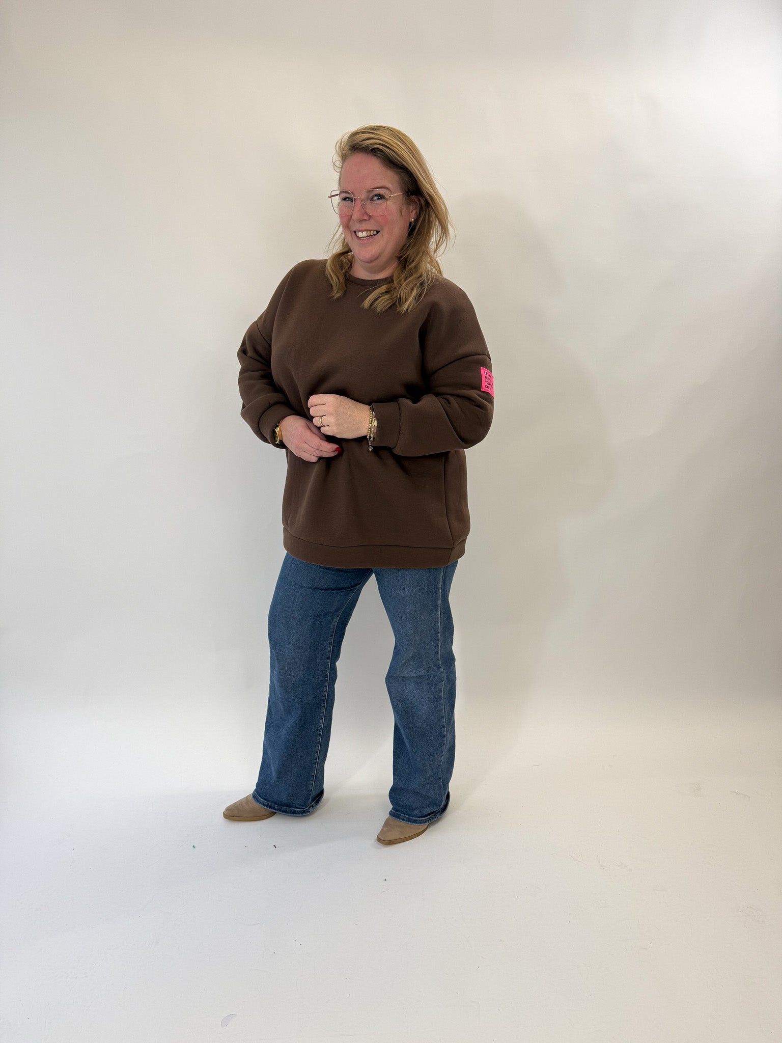 LIFE ISN'T PERFECT TRUI - 1889