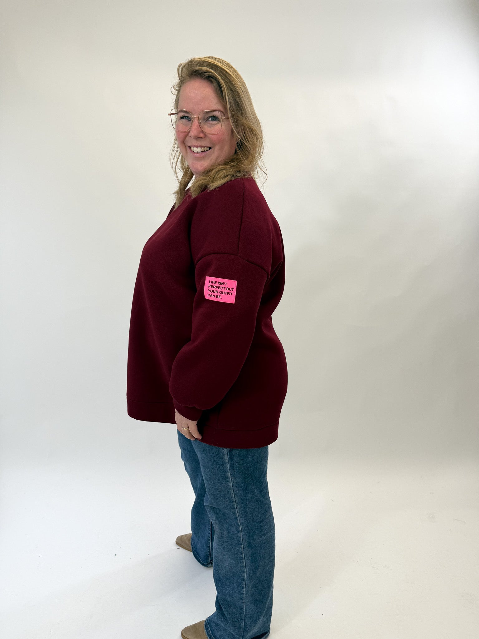 LIFE ISN'T PERFECT TRUI - 1889