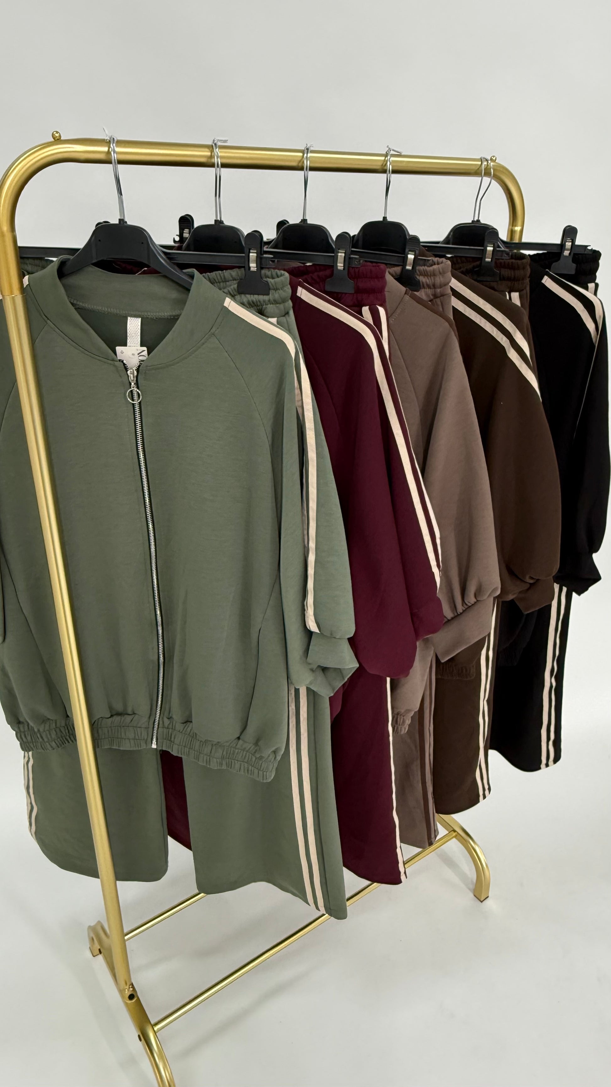 SPORTI STREEP SET MET VEST TAUPE