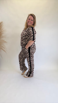 JOGGER-HOSE (40 B/M 48+) – 3 KLEID