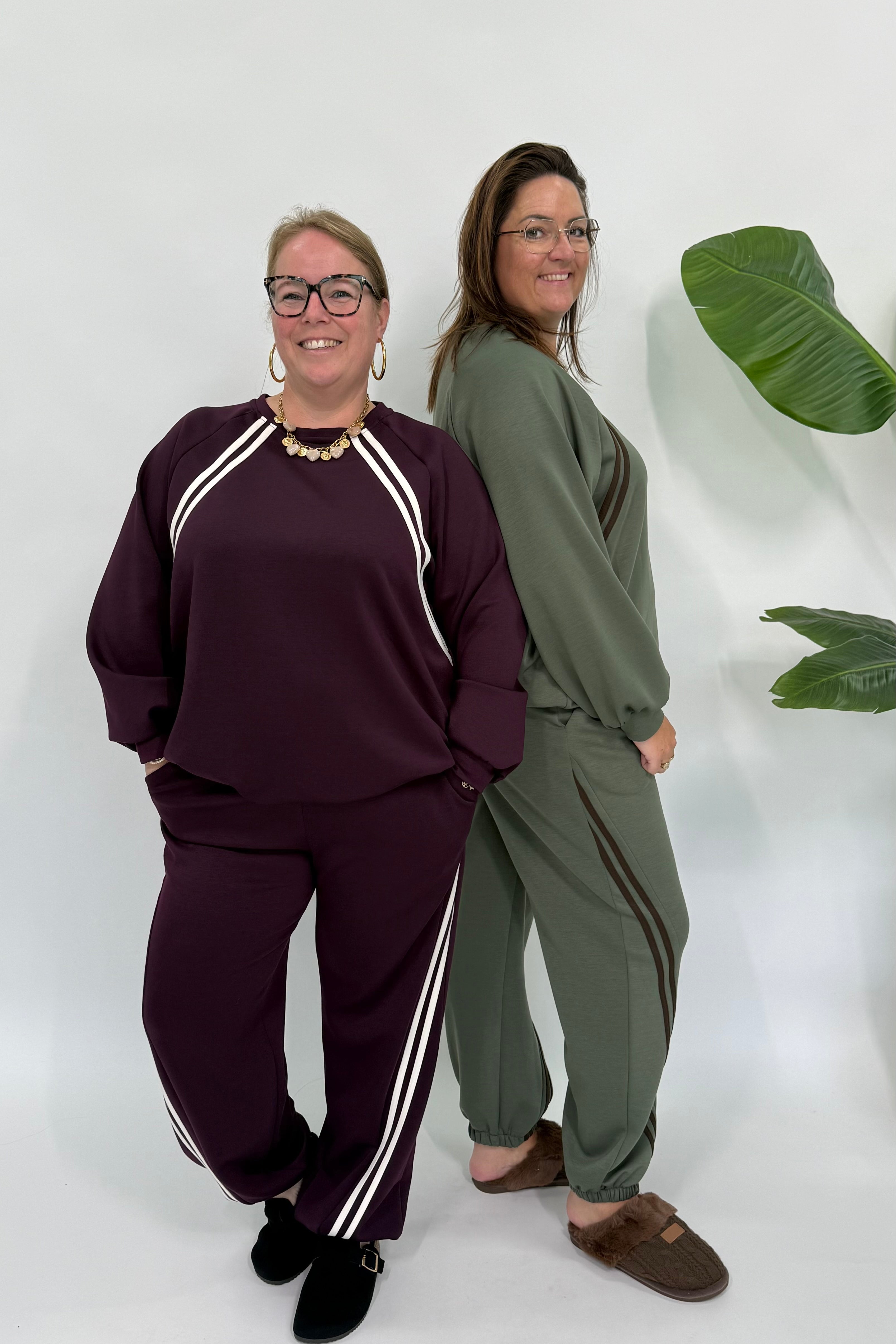 SPORTI SWEATER MET KOORD AUBERGINE