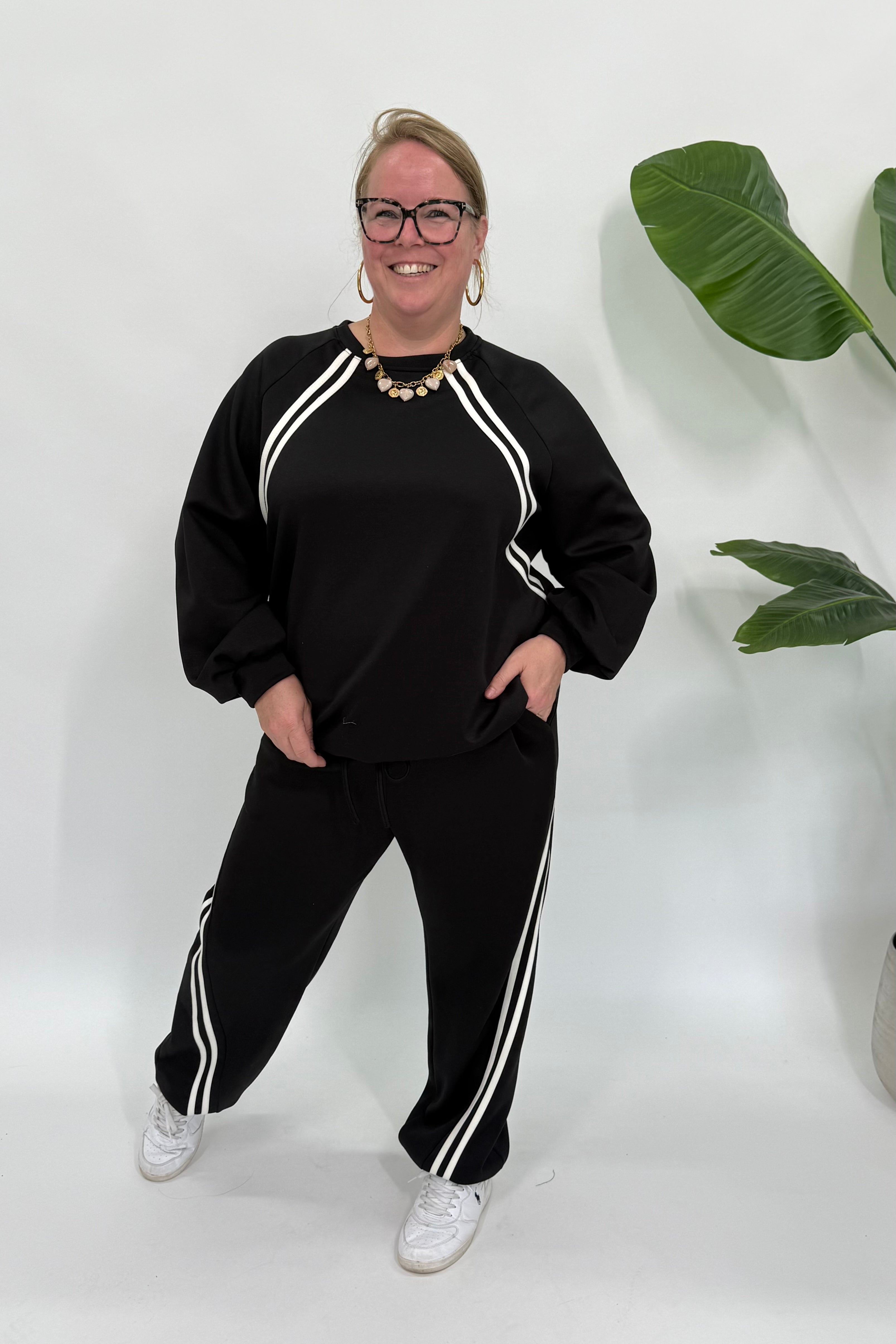 SPORTI SWEATER MET KOORD ZWART