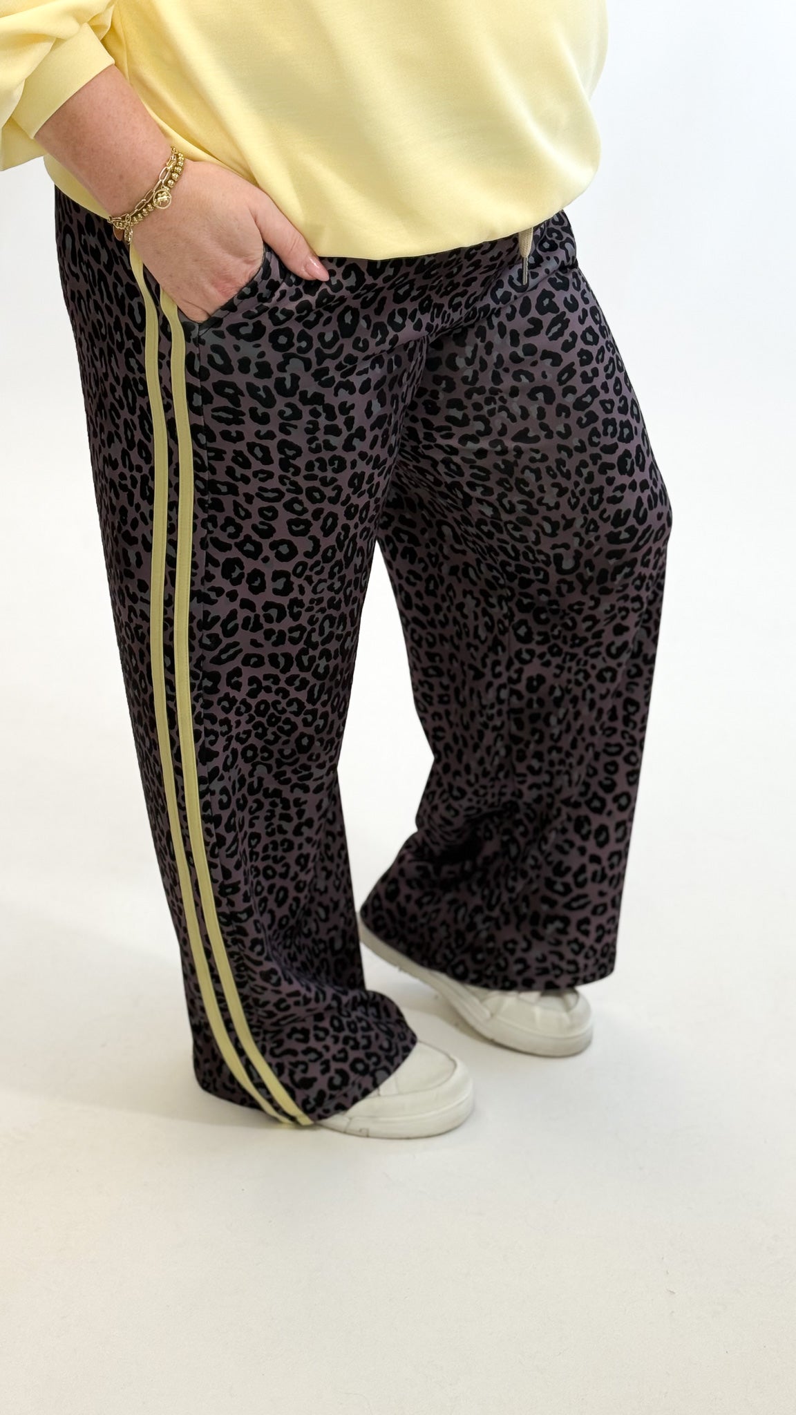 FLAIR REISEHOSE (36 bis 52) - ZWART