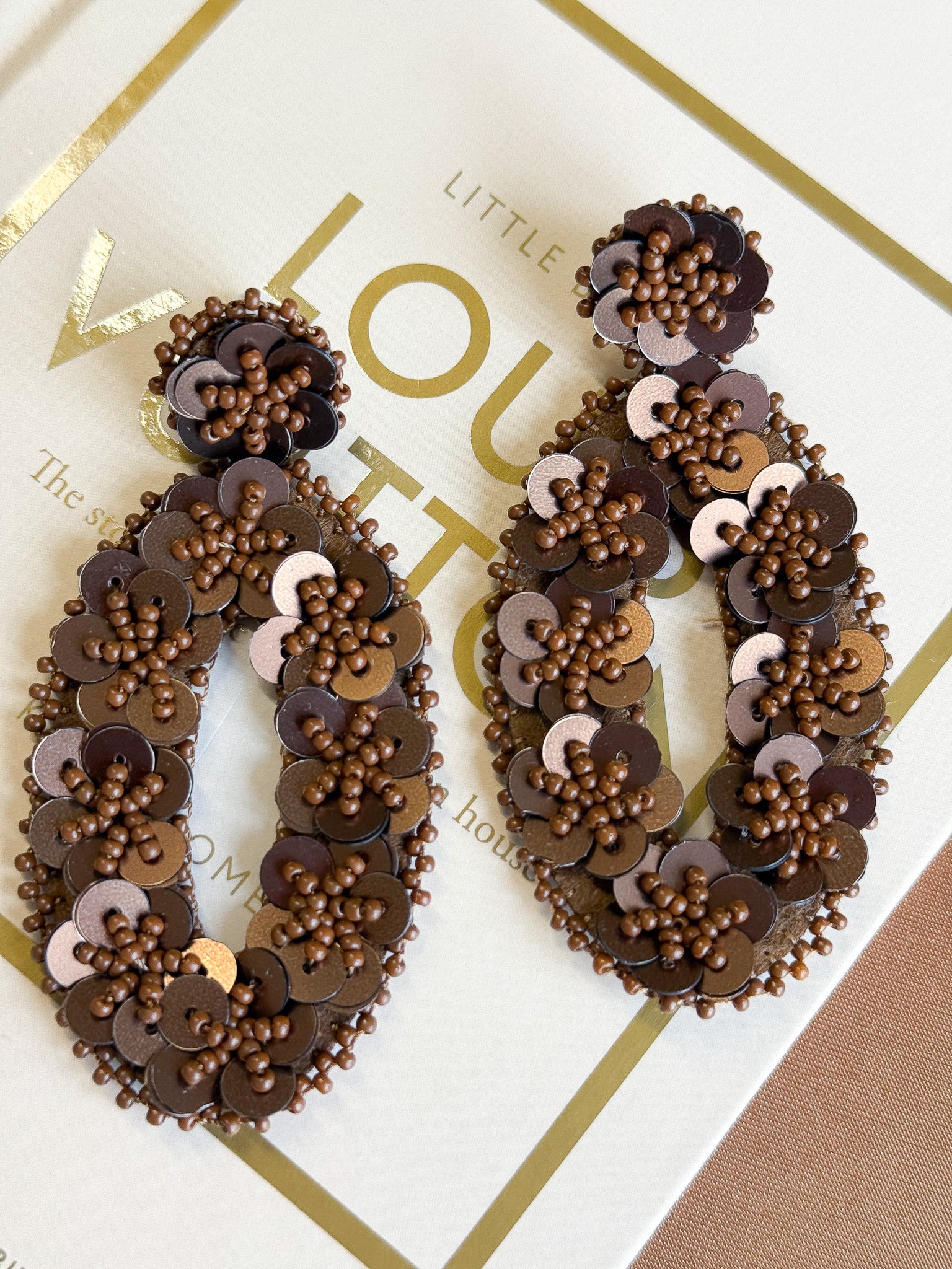 OVALS OORBELLEN