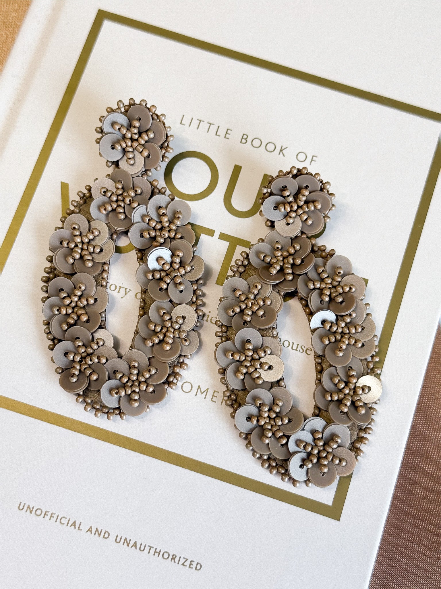 OVALS OORBELLEN