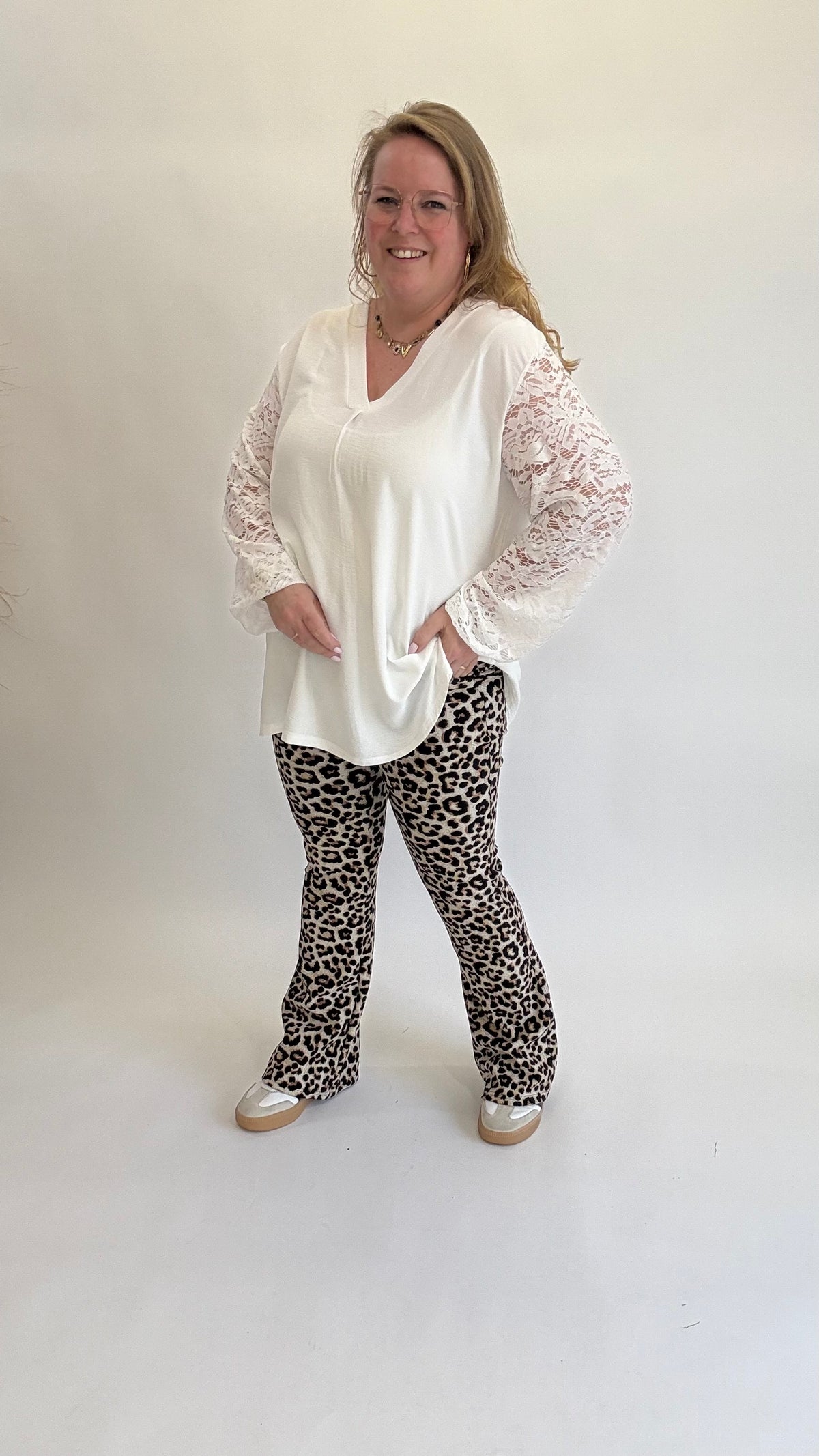 V-HALS TOP MET KANT - 1398