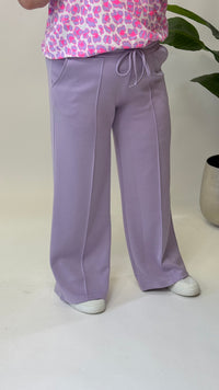 JOGGER-HOSE (40 B/M 48+) – 3 KLEID
