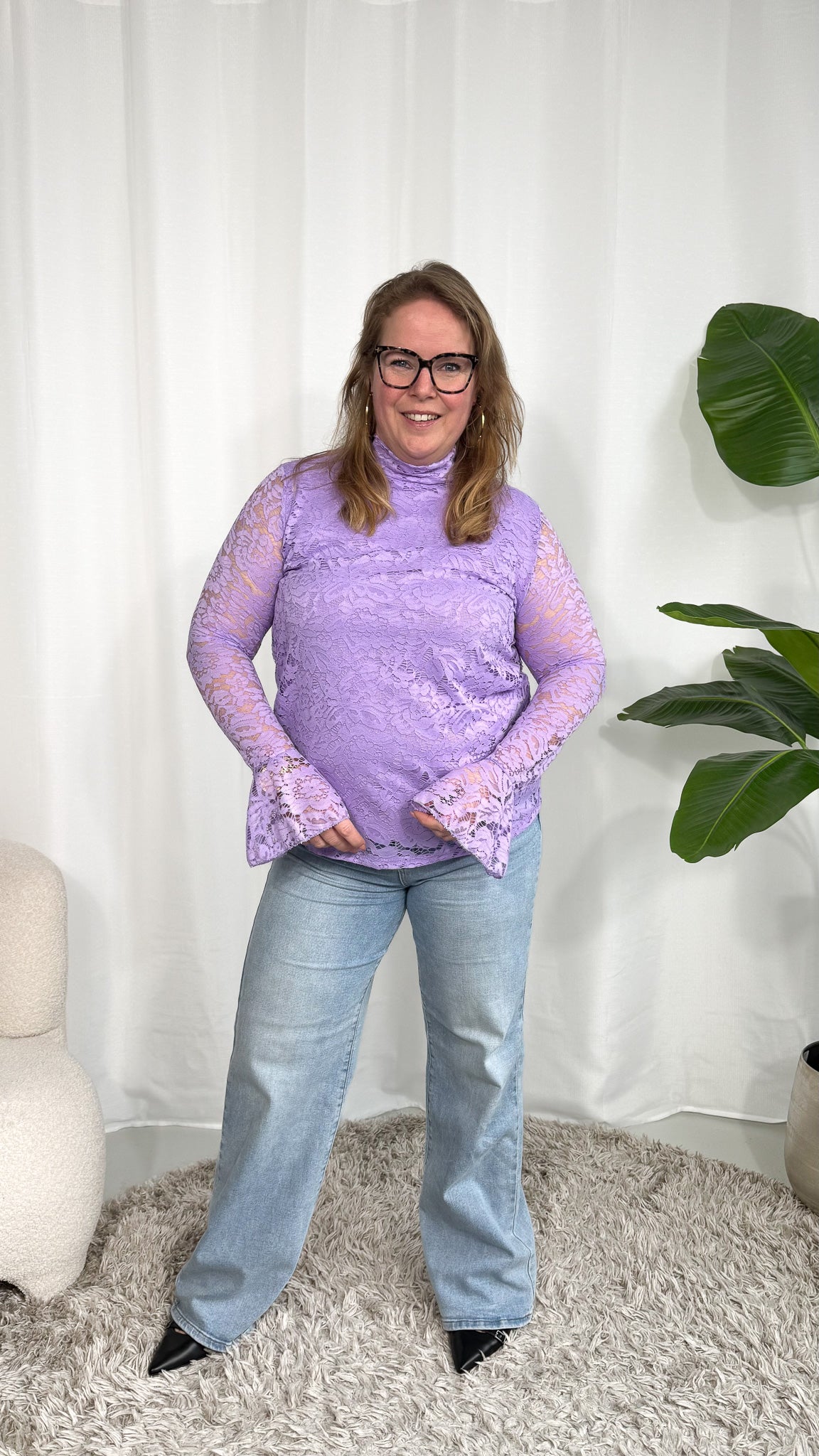 LACE TOP MET FLARED MOUW - 1943