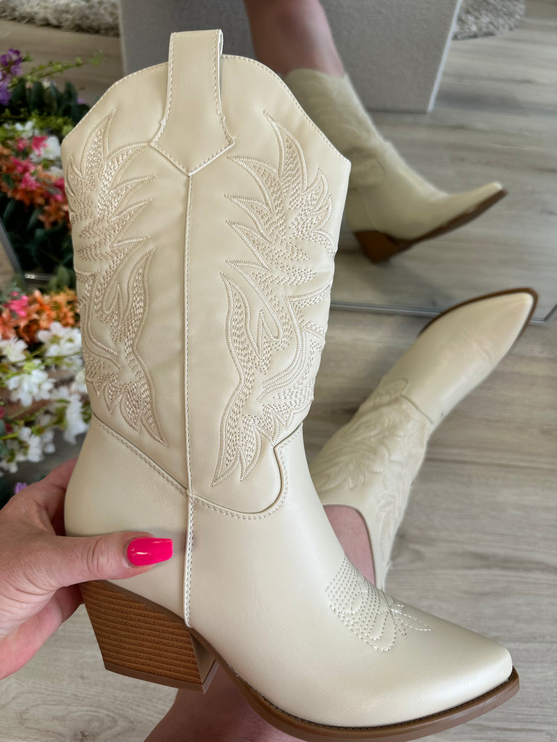 COWBOY BOOTS - BEIGE