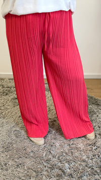 JOGGER-HOSE (40 B/M 48+) – 3 KLEID