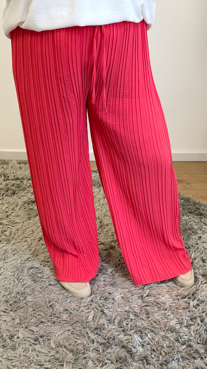 JOGGER-HOSE (40 B/M 48+) – 3 KLEID
