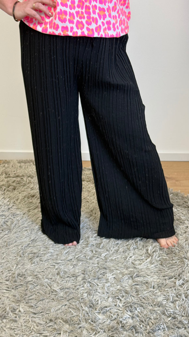 JOGGER-HOSE (40 B/M 48+) – 3 KLEID