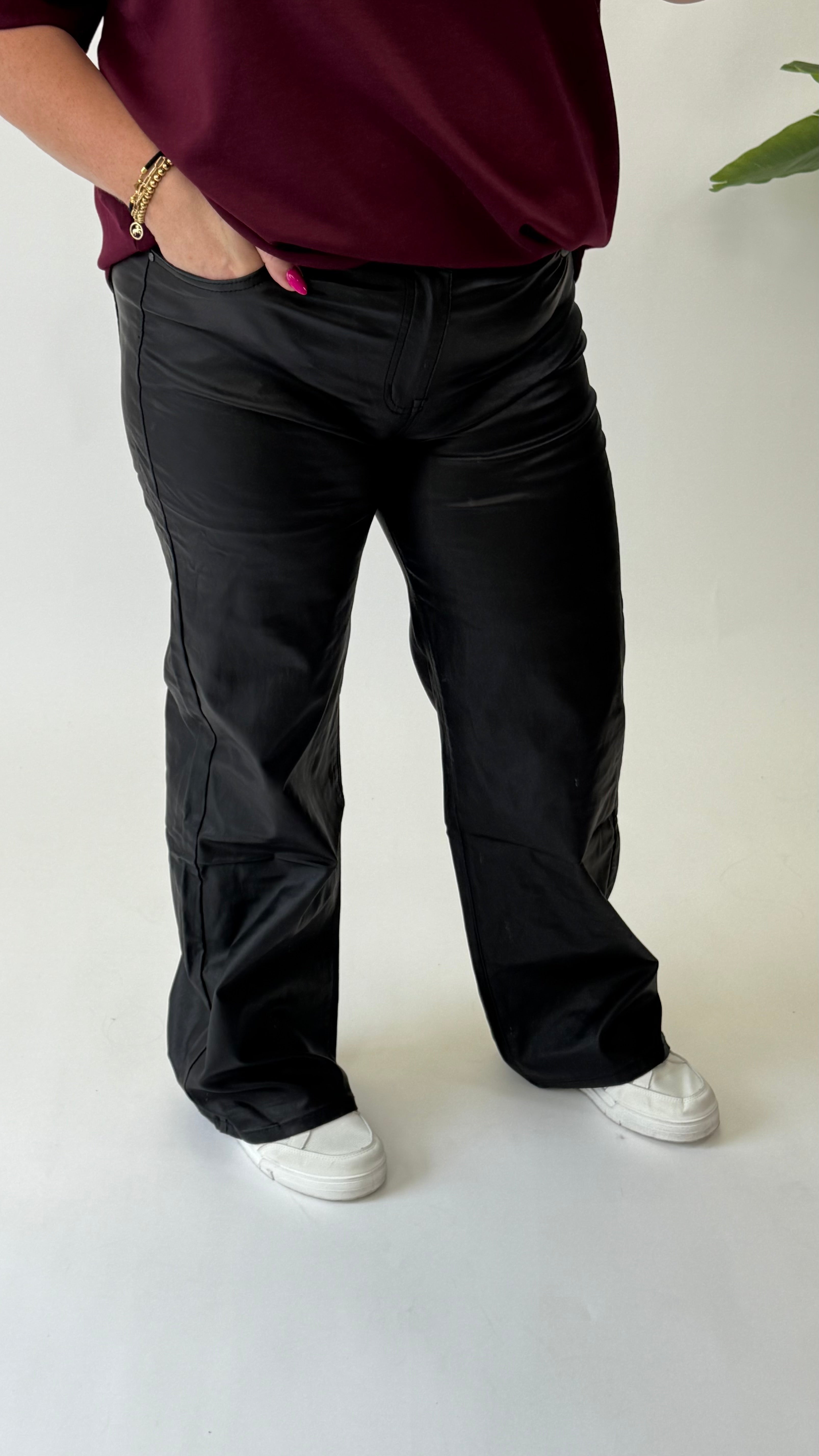GOODIES WIDE LEGG LEATHER LOOK  - DJ2686