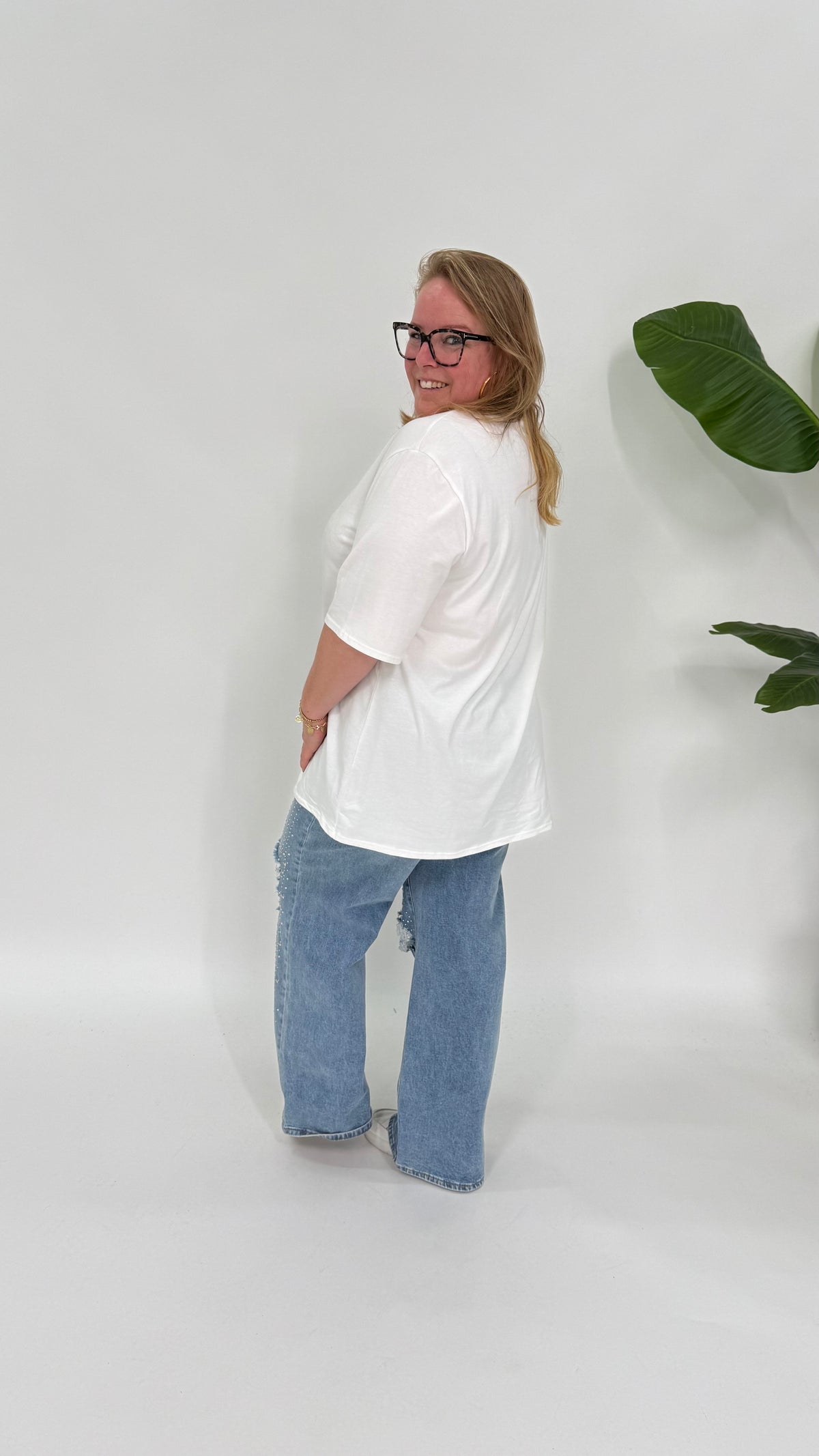 BASIC T-SHIRT LINNIES THE LABEL WIT