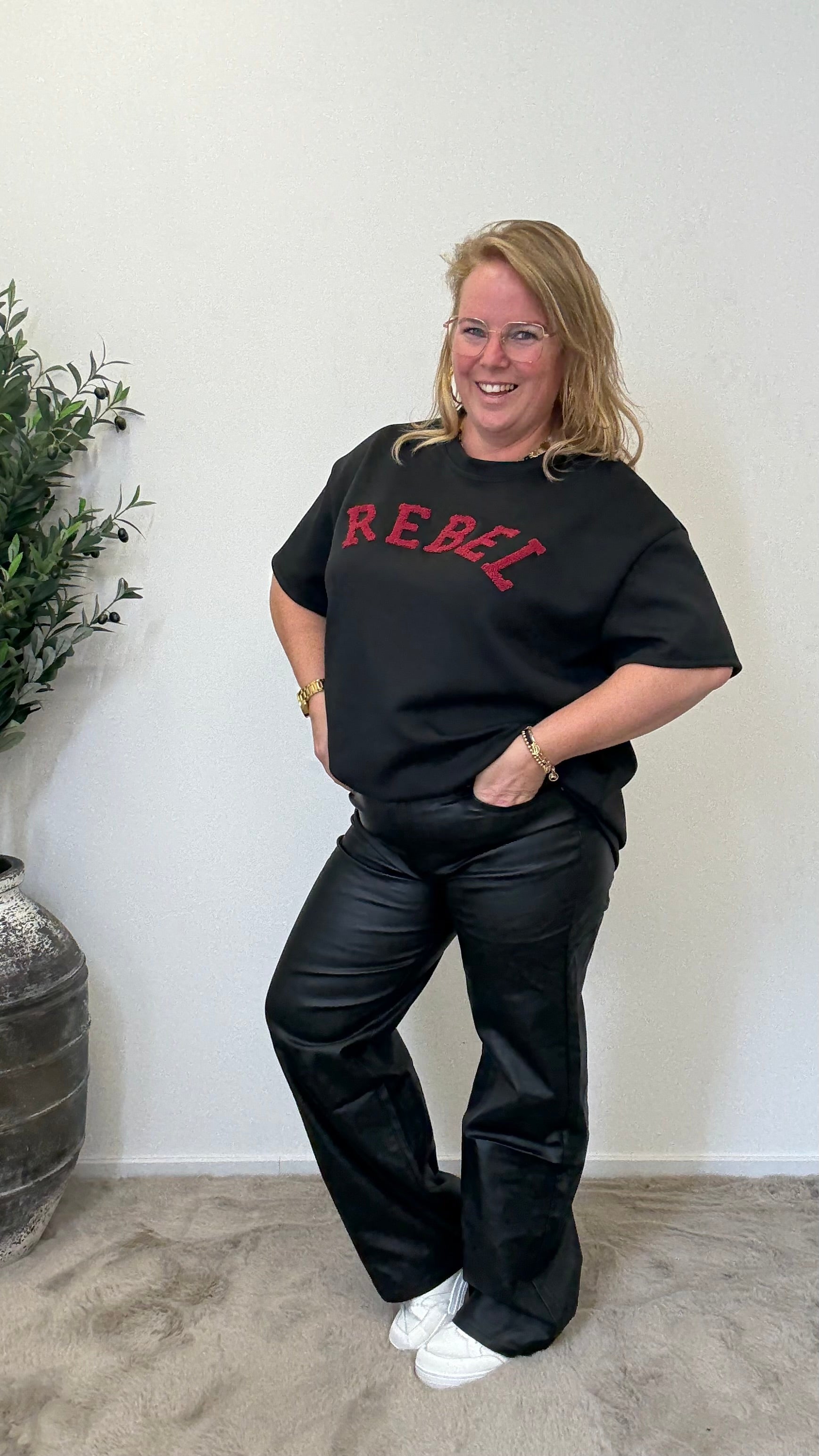 REBEL JOGGER T-SHIRT - 1705