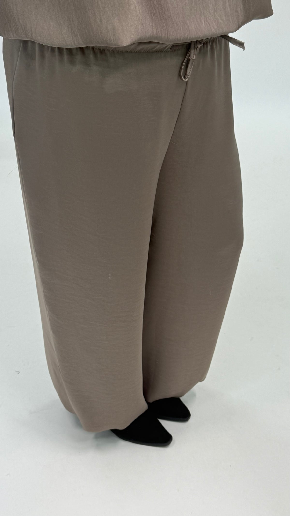SILK LOOK TOP TAUPE