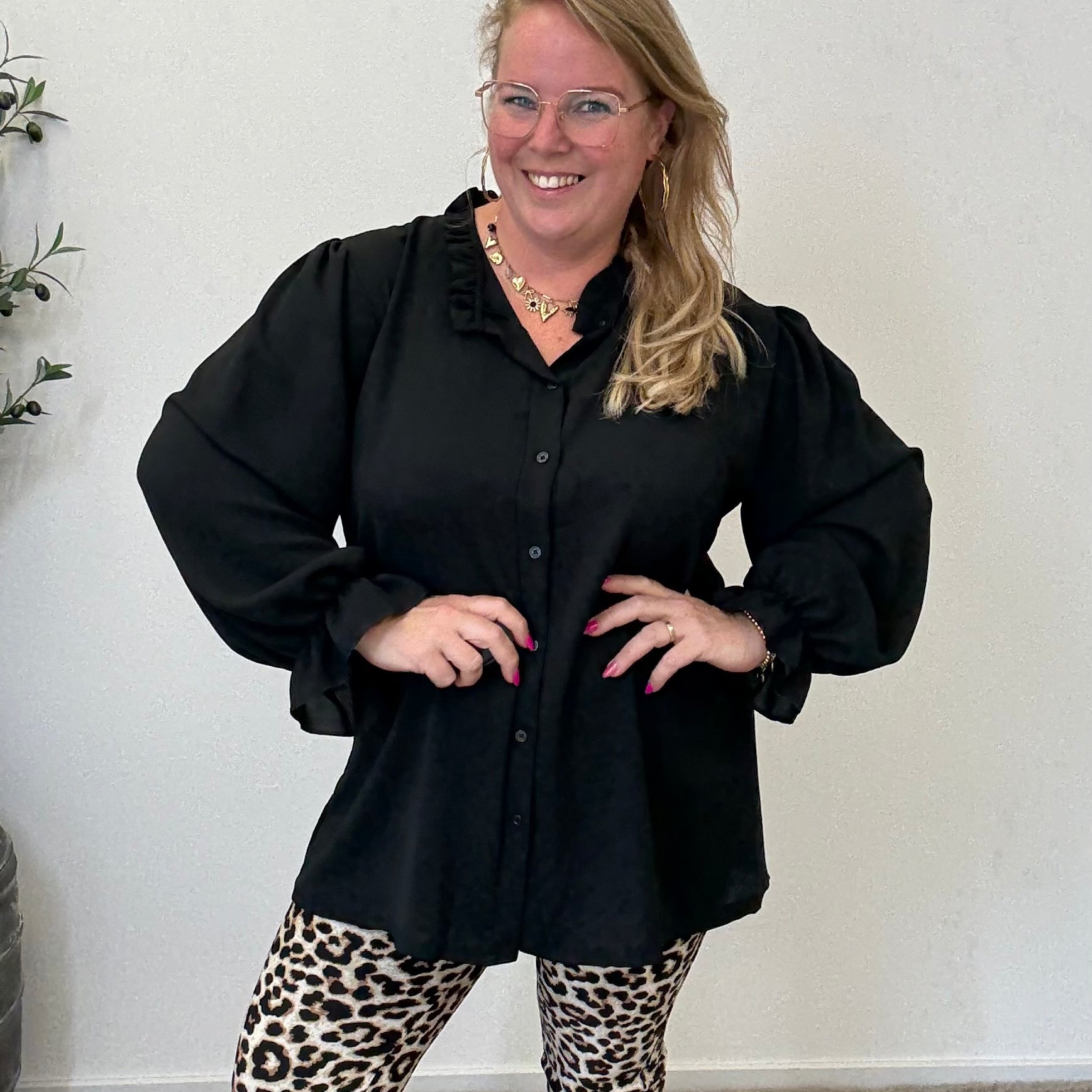 BASIC ROEZEL BLOUSE - 1696