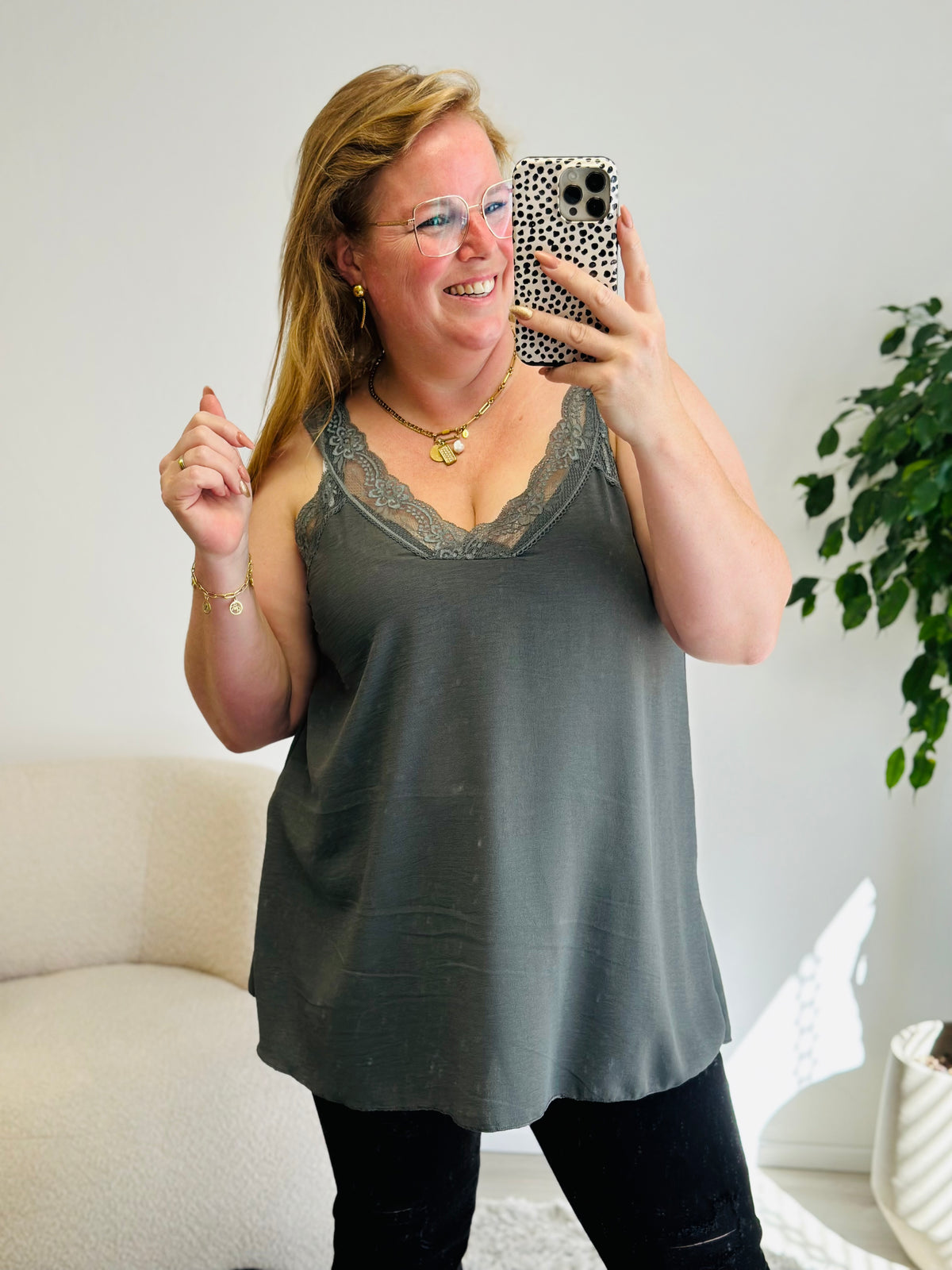 ESSIE TOP MET KANT - 1288