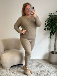 BLAIR COMFY SET 2-TEILIG ( bis 48) - 5 KLEIDUNGEN