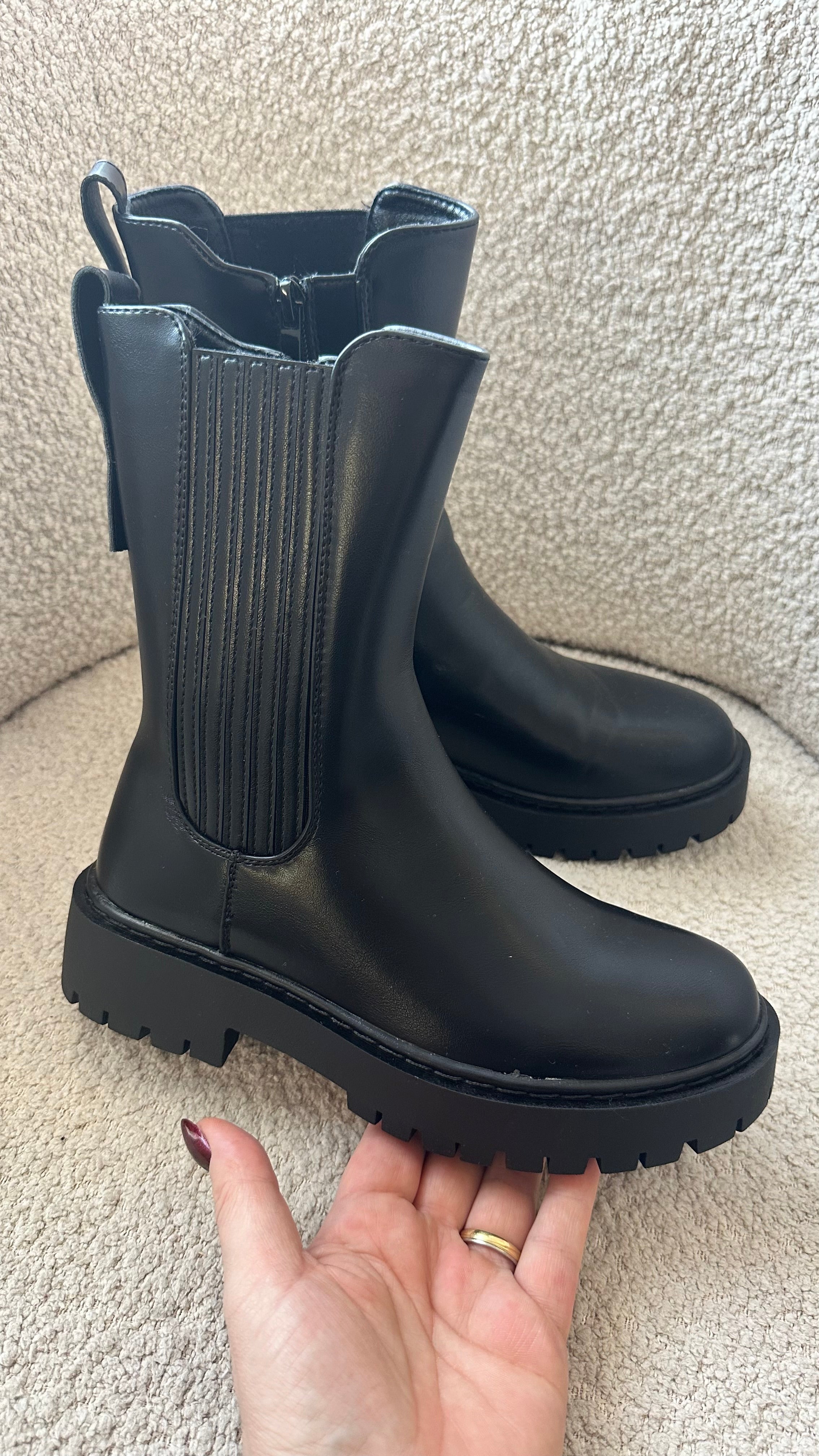 BOOTS CHELSEA / ZWART DES653