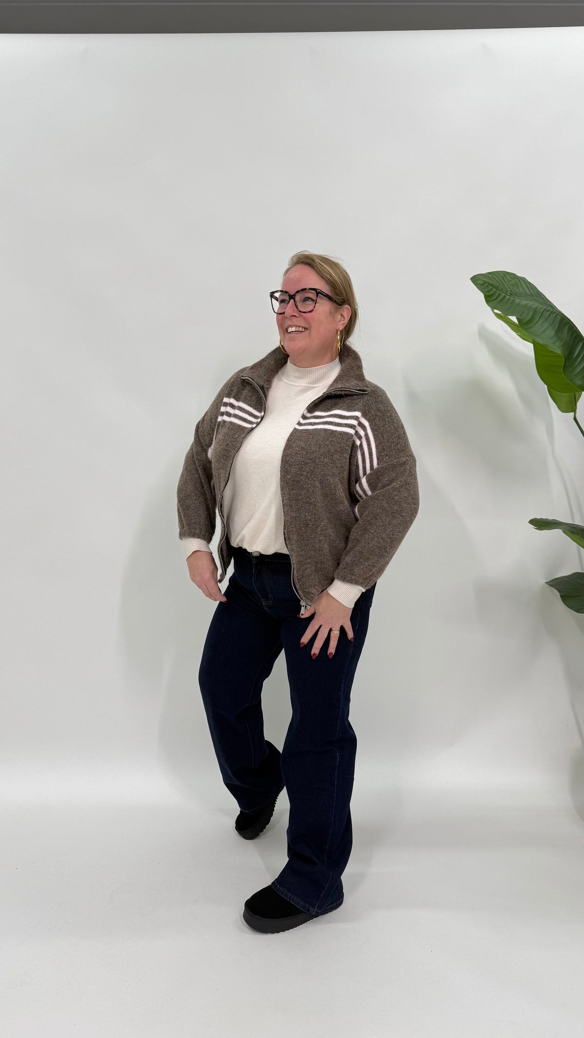 FLUFFY SPORT STREEP VEST TAUPE