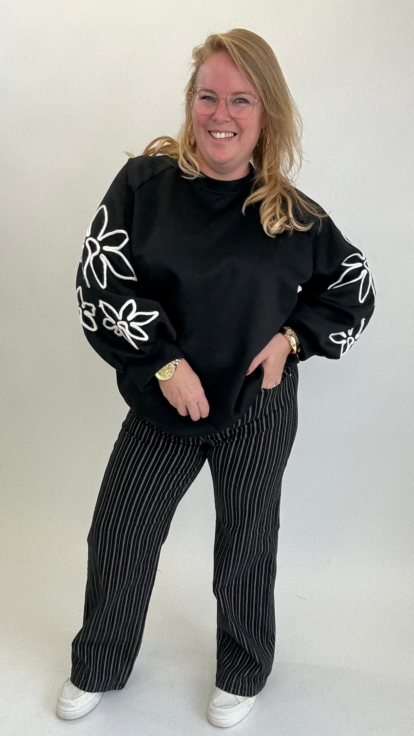 FLOWER SWEATER - 1743