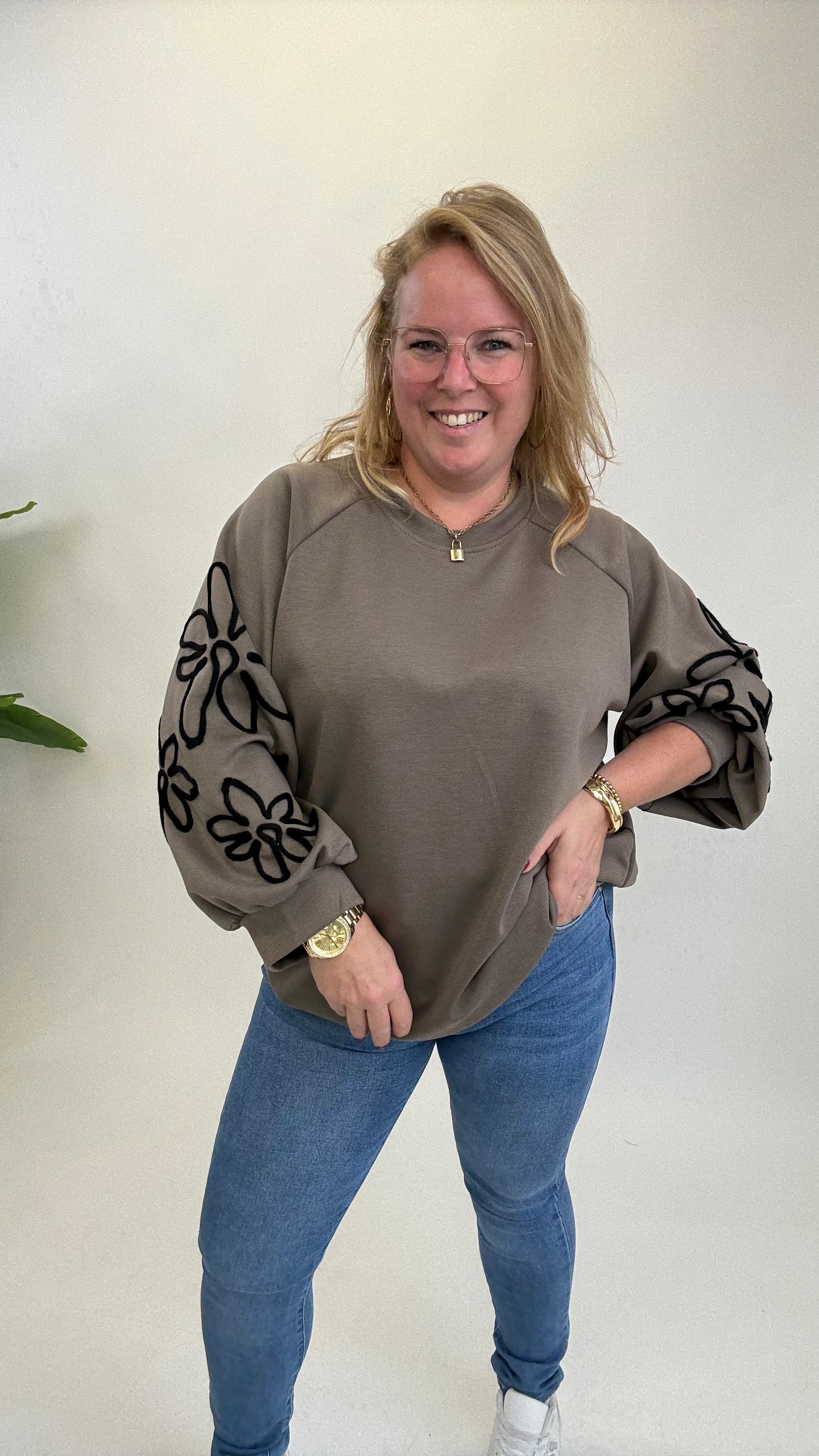 FLOWER SWEATER - 1743