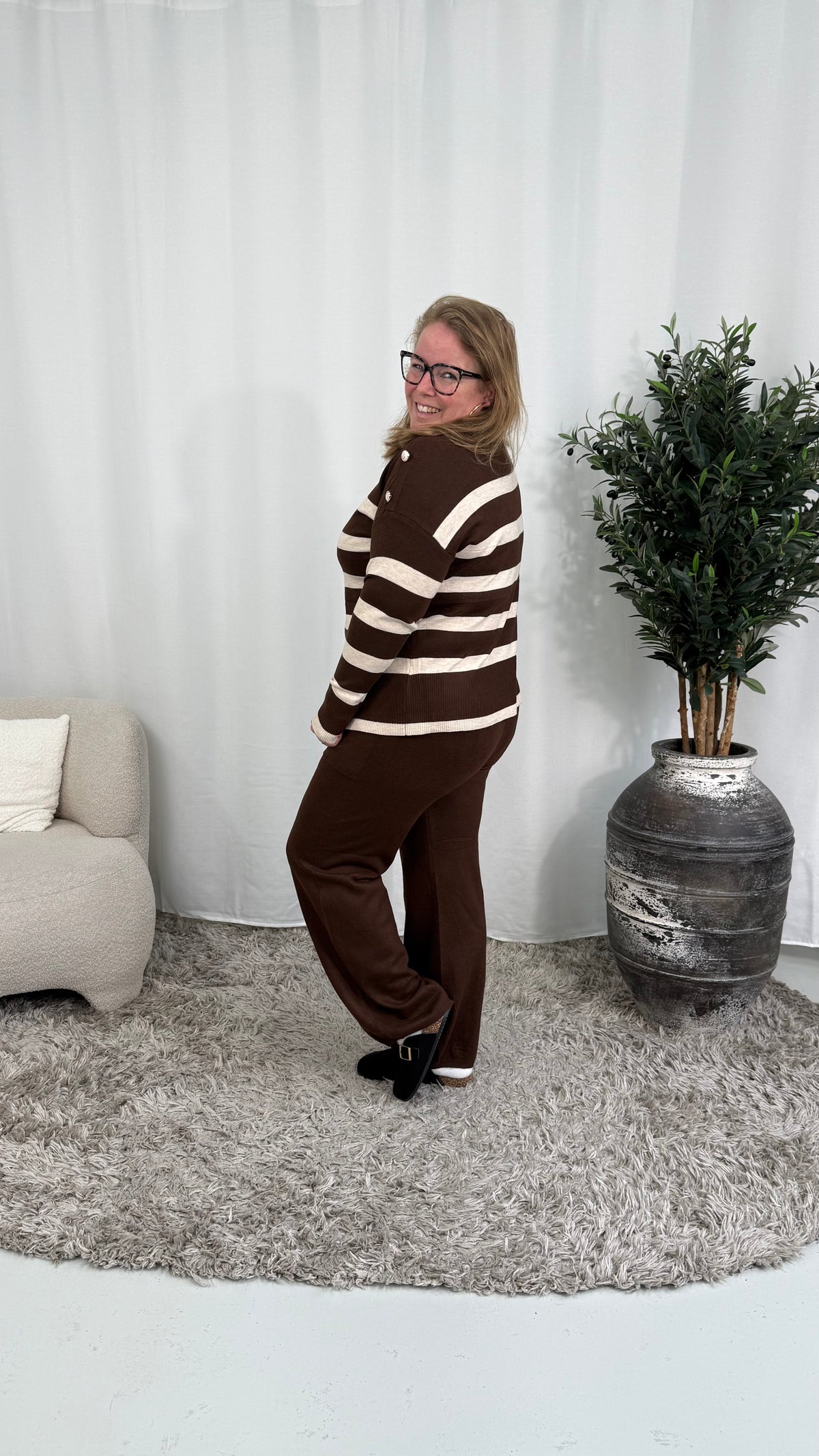 STREEP & KNOOP COMFY SET CHOCO